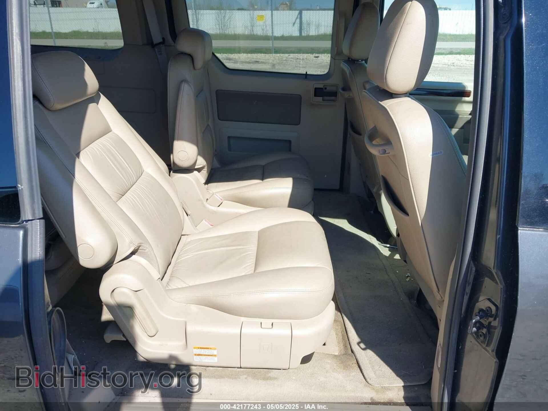 2007 FORD FREESTAR - VIN: 2FMDA52257BA11056 - Photo 8