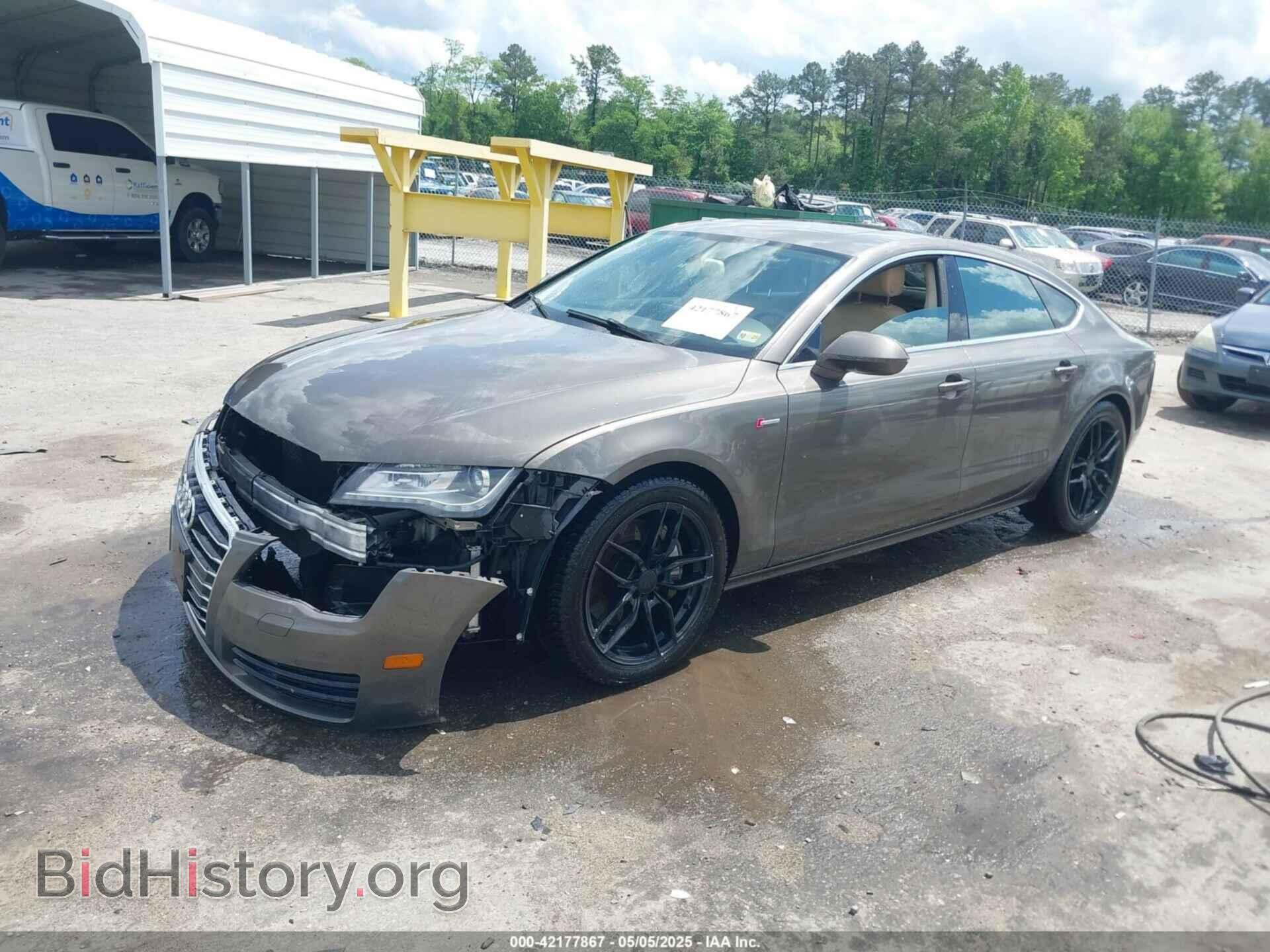2012 AUDI A7 - VIN: WAUYGAFC1CN085666 - Фото 2