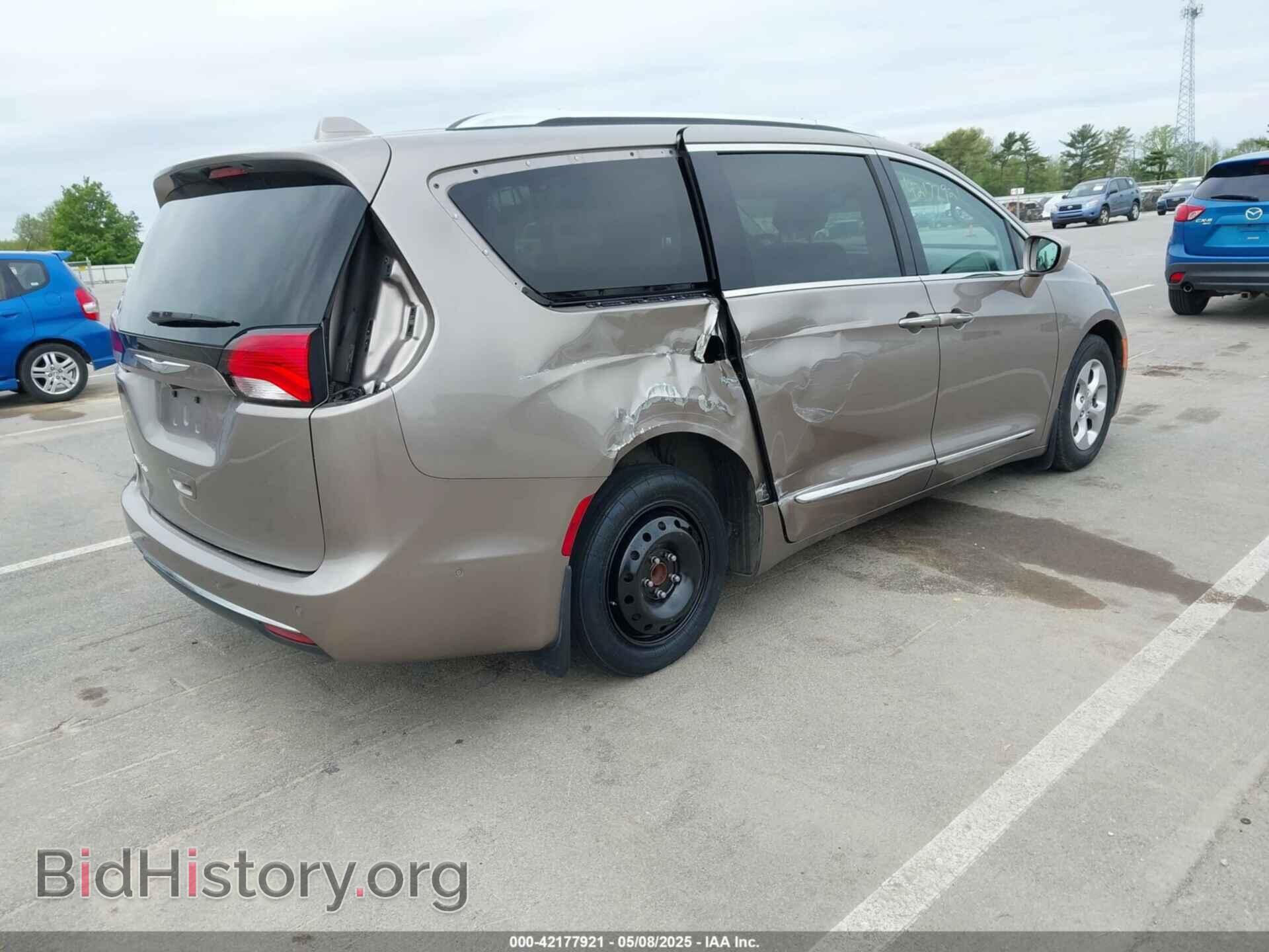2017 CHRYSLER PACIFICA - VIN: 2C4RC1EG7HR594632 - Фото 4