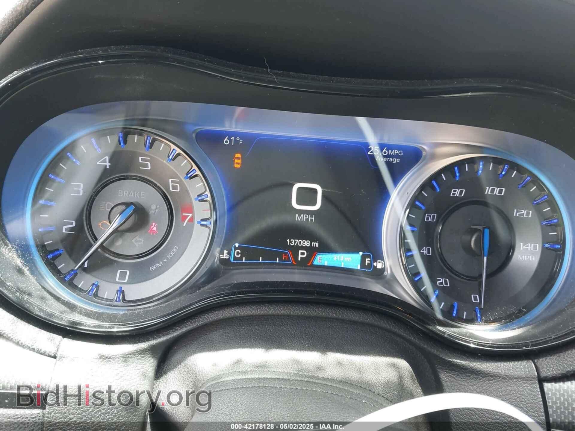 2015 CHRYSLER 300 - VIN: 2C3CCABG8FH932184 - Фото 7