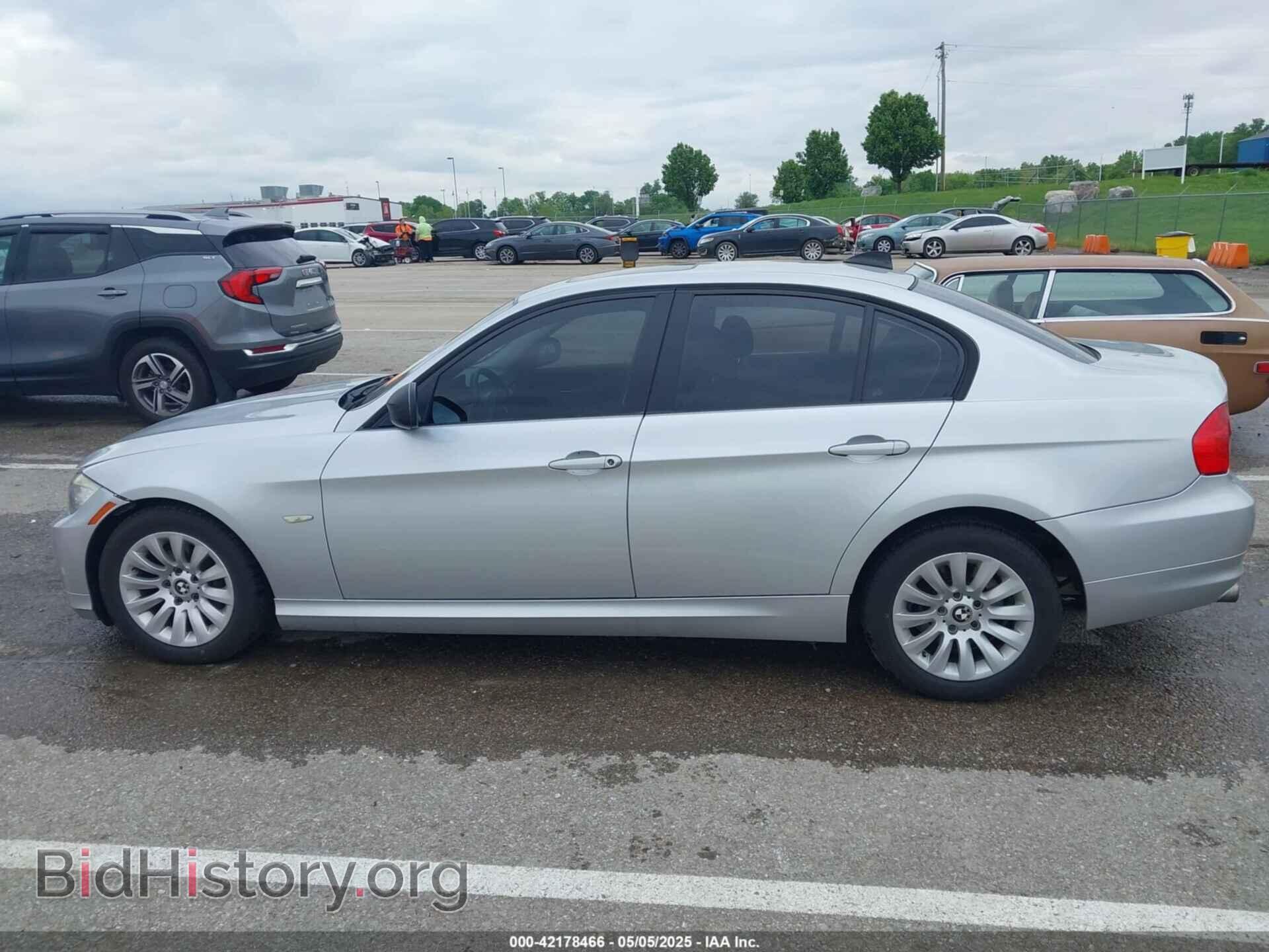 2009 BMW 328I - VIN: WBAPH77589NM28980 - Фото 15