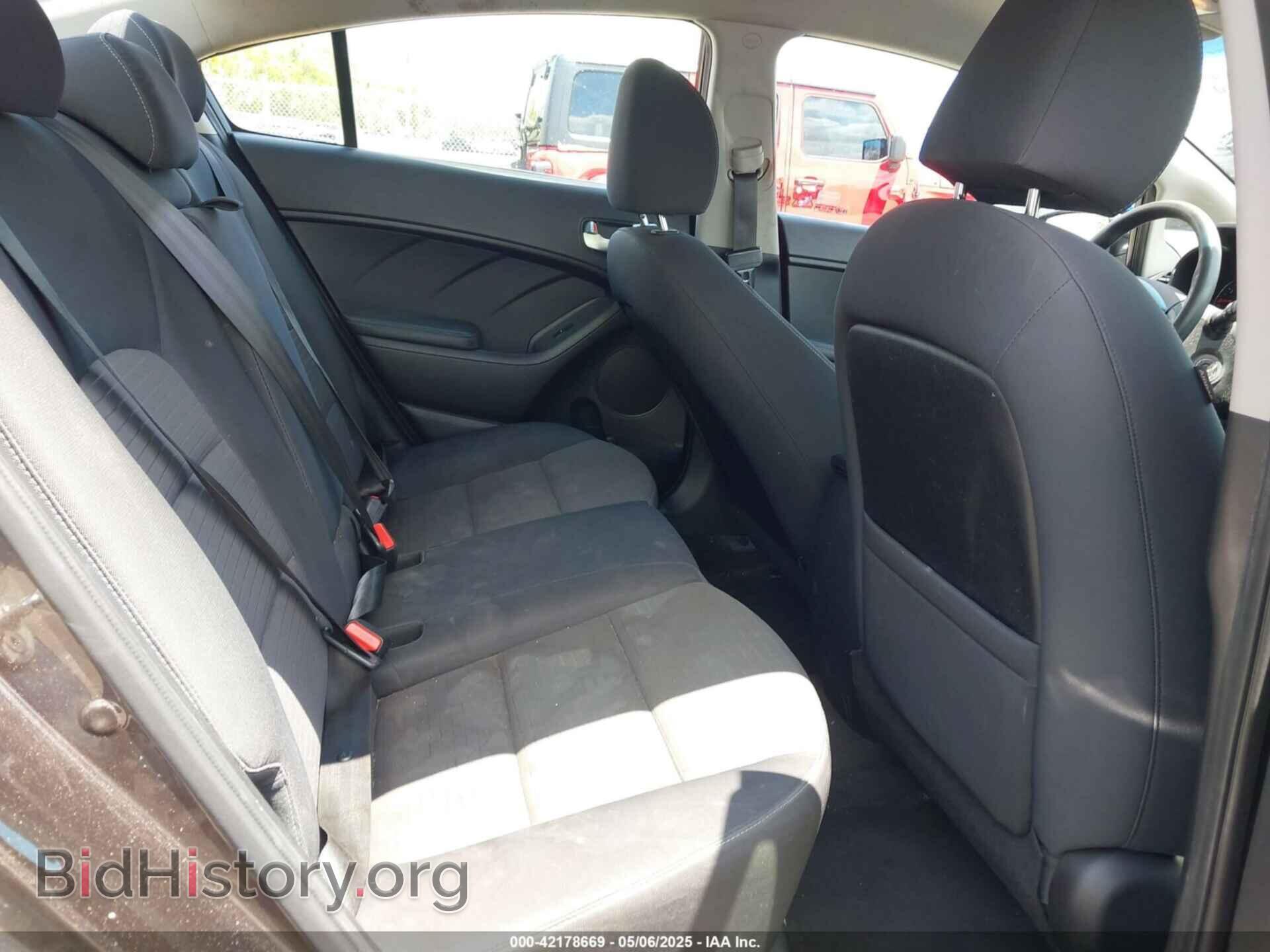 2017 KIA FORTE - VIN: 3KPFL4A74HE017715 - Фото 8