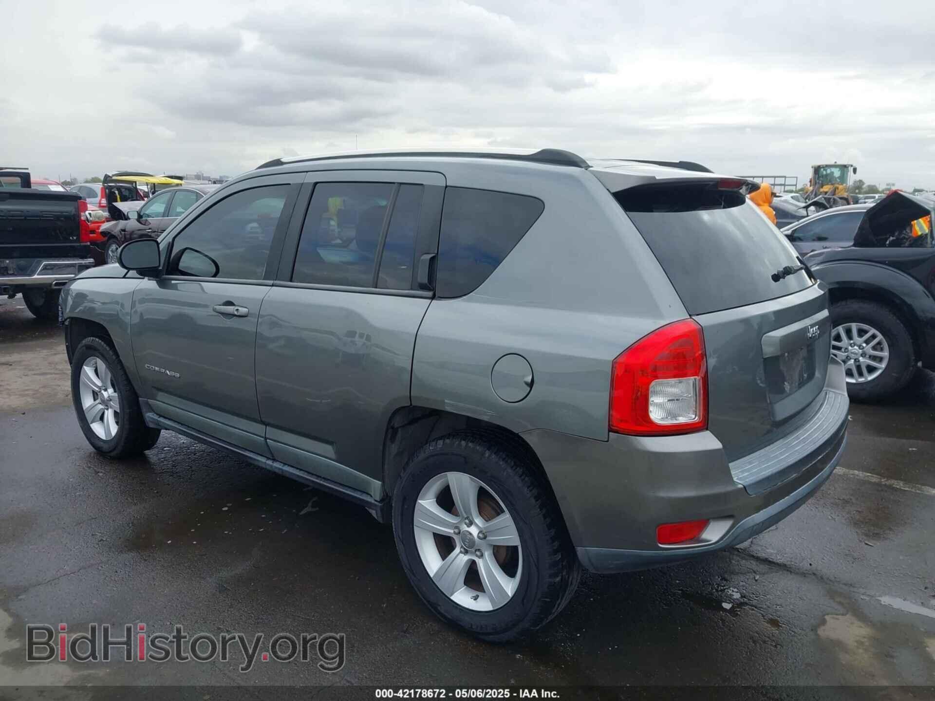 2011 JEEP COMPASS - VIN: 1J4NT1FB3BD236353 - Photo 3