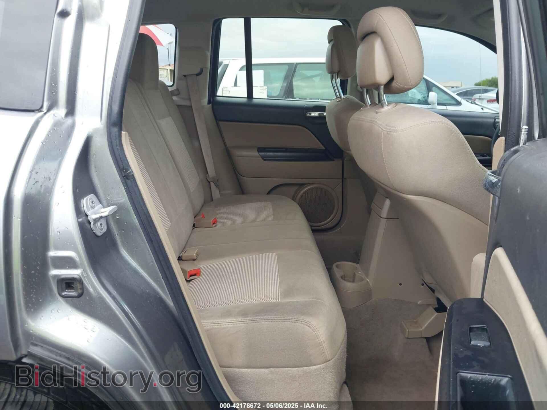 2011 JEEP COMPASS - VIN: 1J4NT1FB3BD236353 - Photo 8