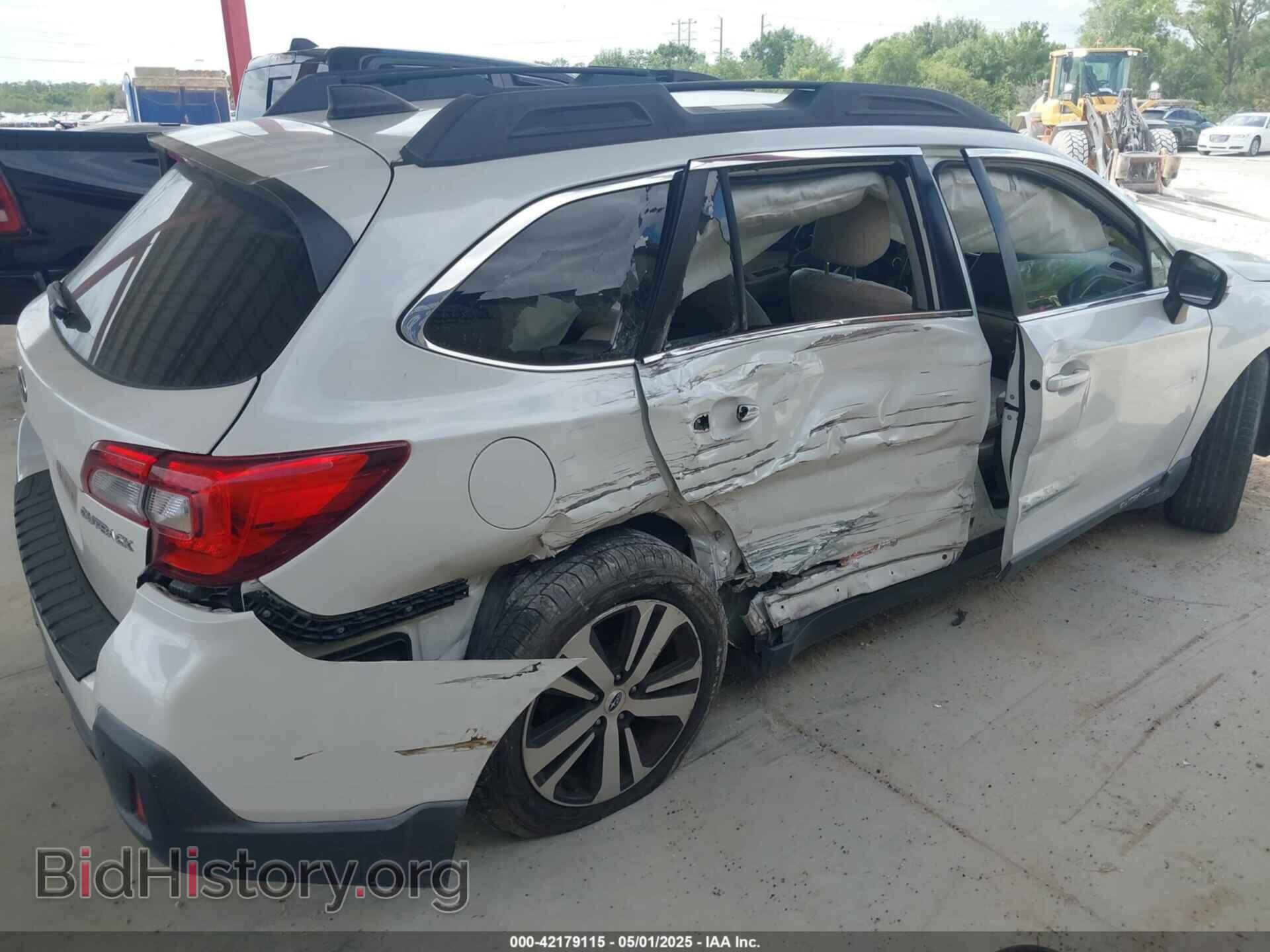 2018 SUBARU OUTBACK - VIN: 4S4BSANC0J3325089 - Фото 6