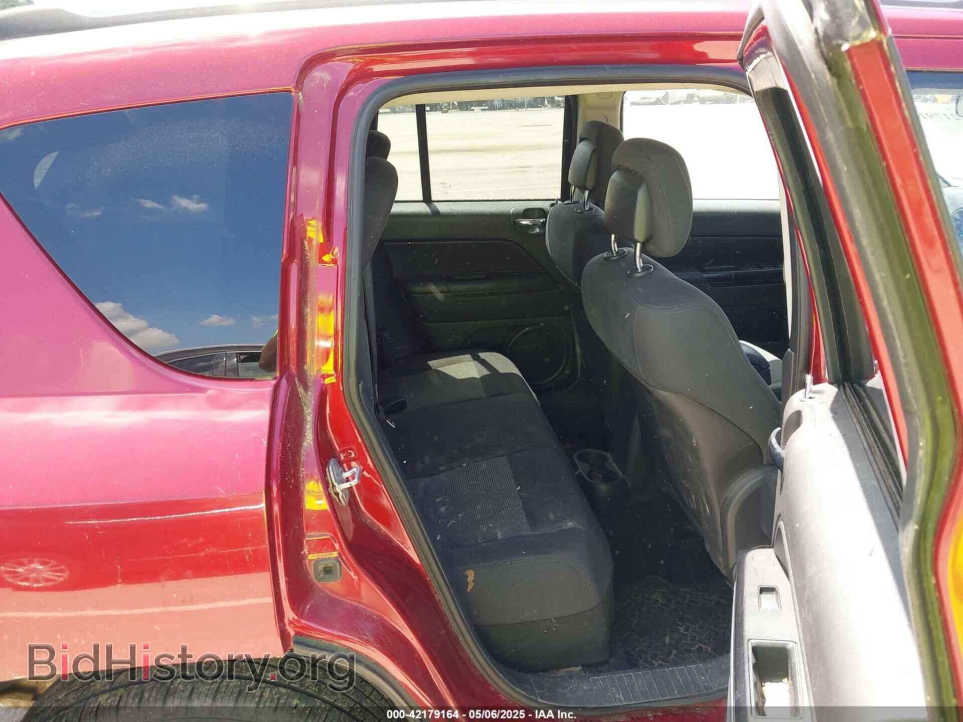2011 JEEP COMPASS - VIN: 1J4NF1FB3BD154601 - Photo 8