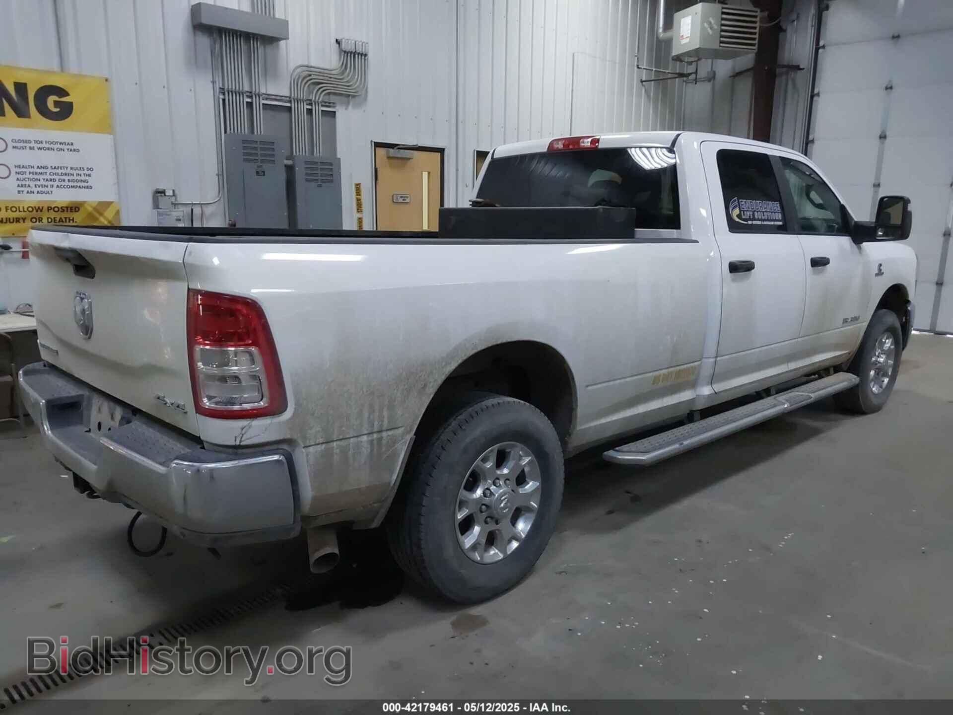 2023 RAM 3500 - VIN: 3C63R3HL2PG515758 - Фото 4