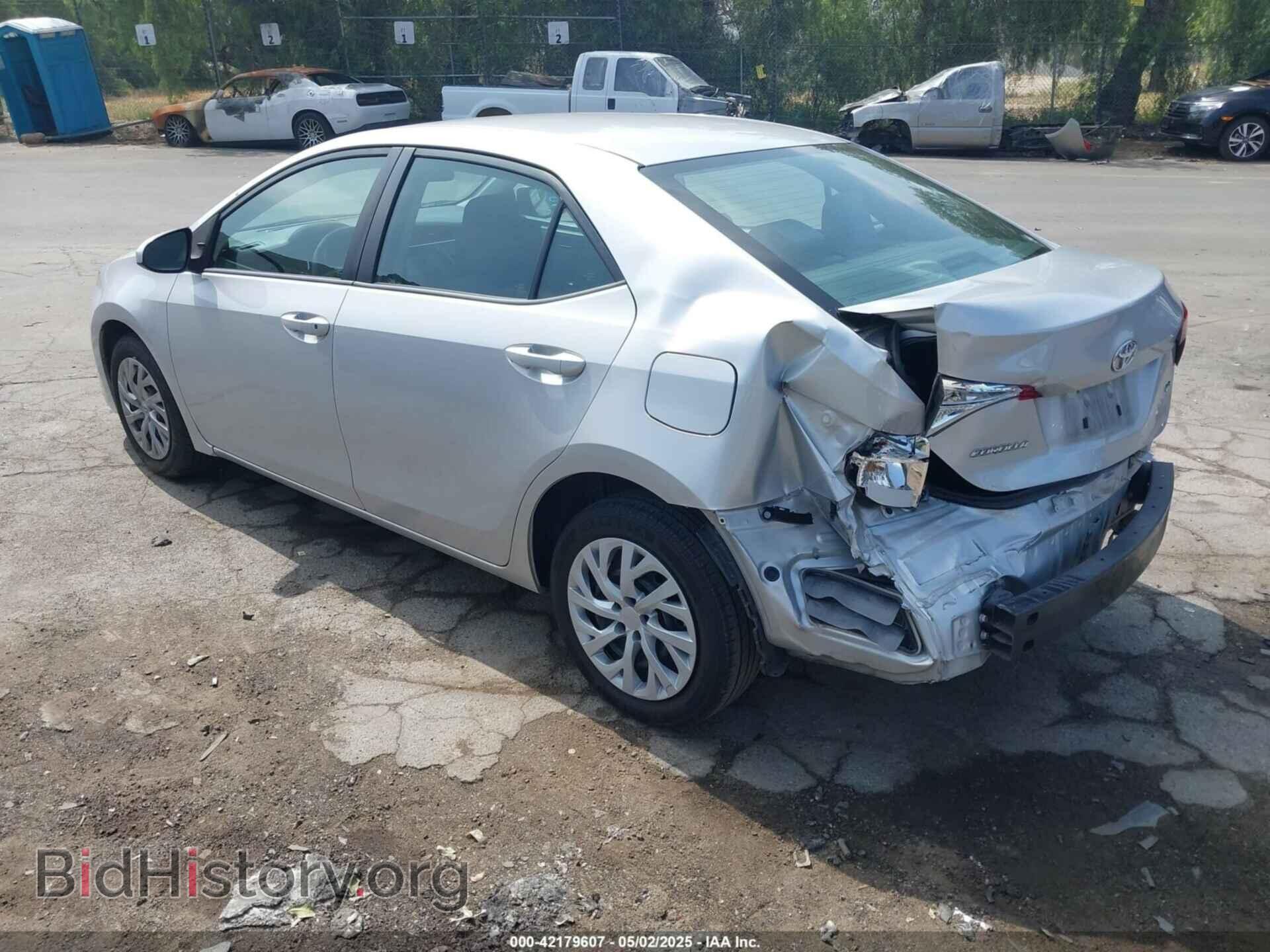 2017 TOYOTA COROLLA - VIN: 2T1BURHE3HC885121 - Фото 3