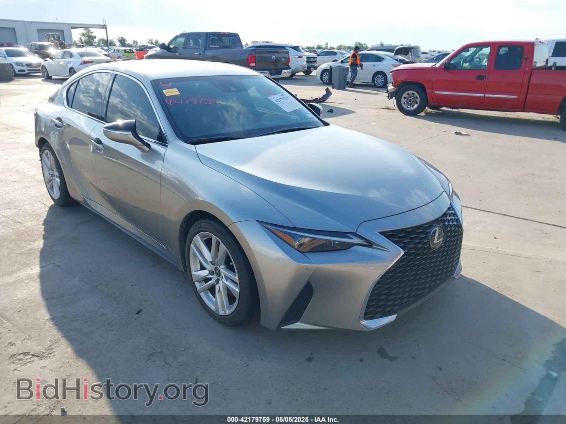 Photo JTHCA1D26M5113003 - LEXUS IS 300 2021