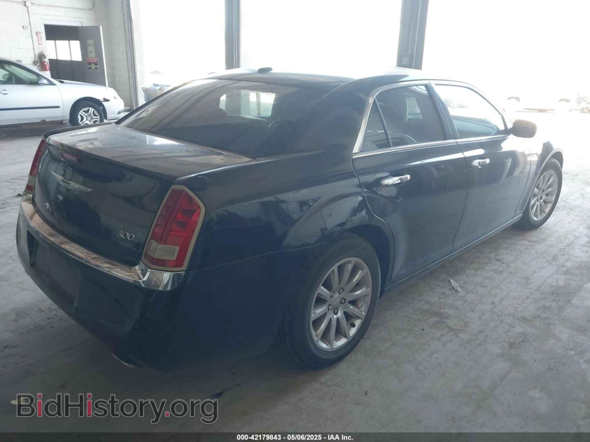 2012 CHRYSLER 300 - VIN: 2C3CCACG3CH254017 - Фото 4