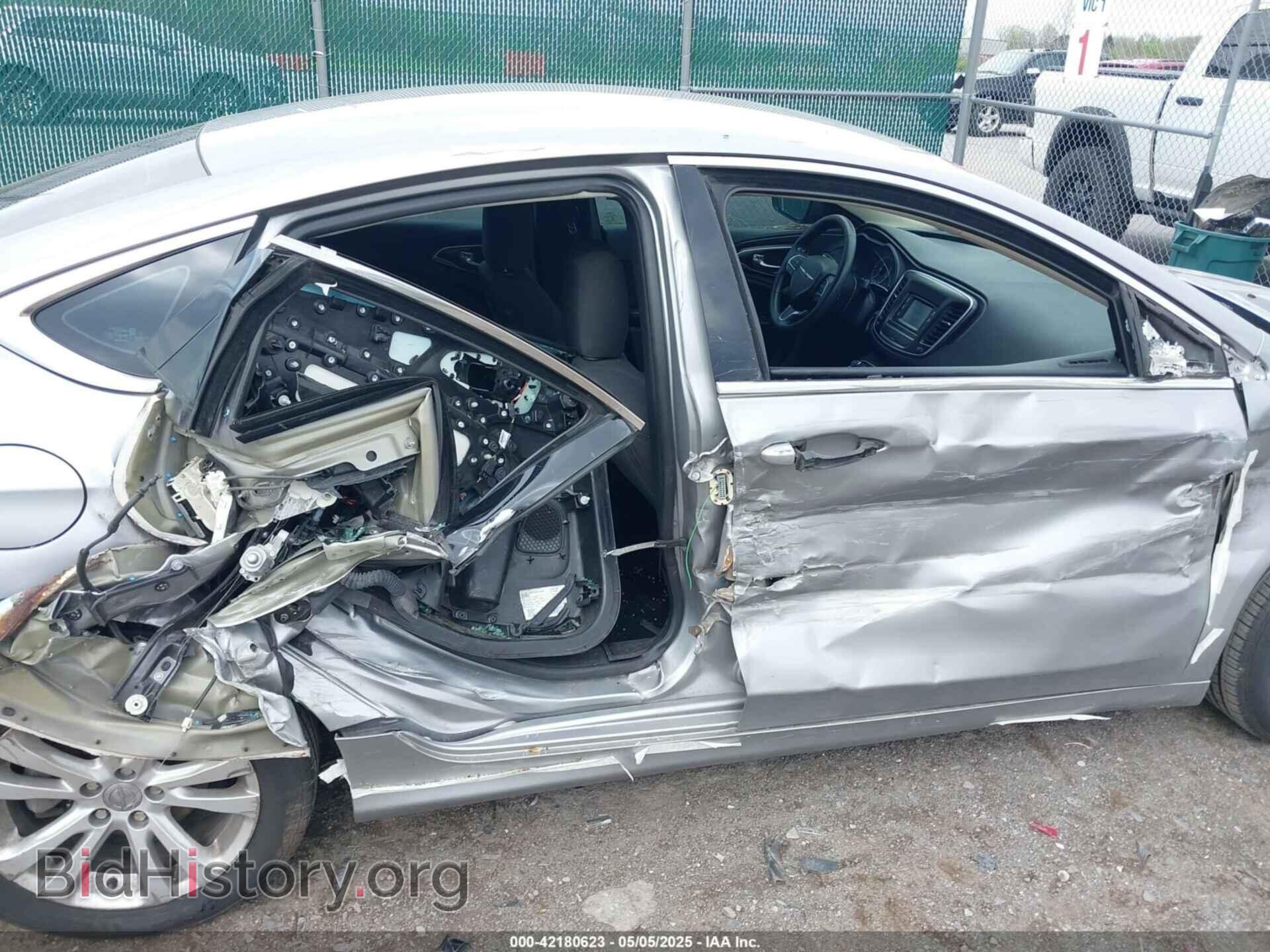 2016 CHRYSLER 200 - VIN: 1C3CCCAB3GN115652 - Фото 6
