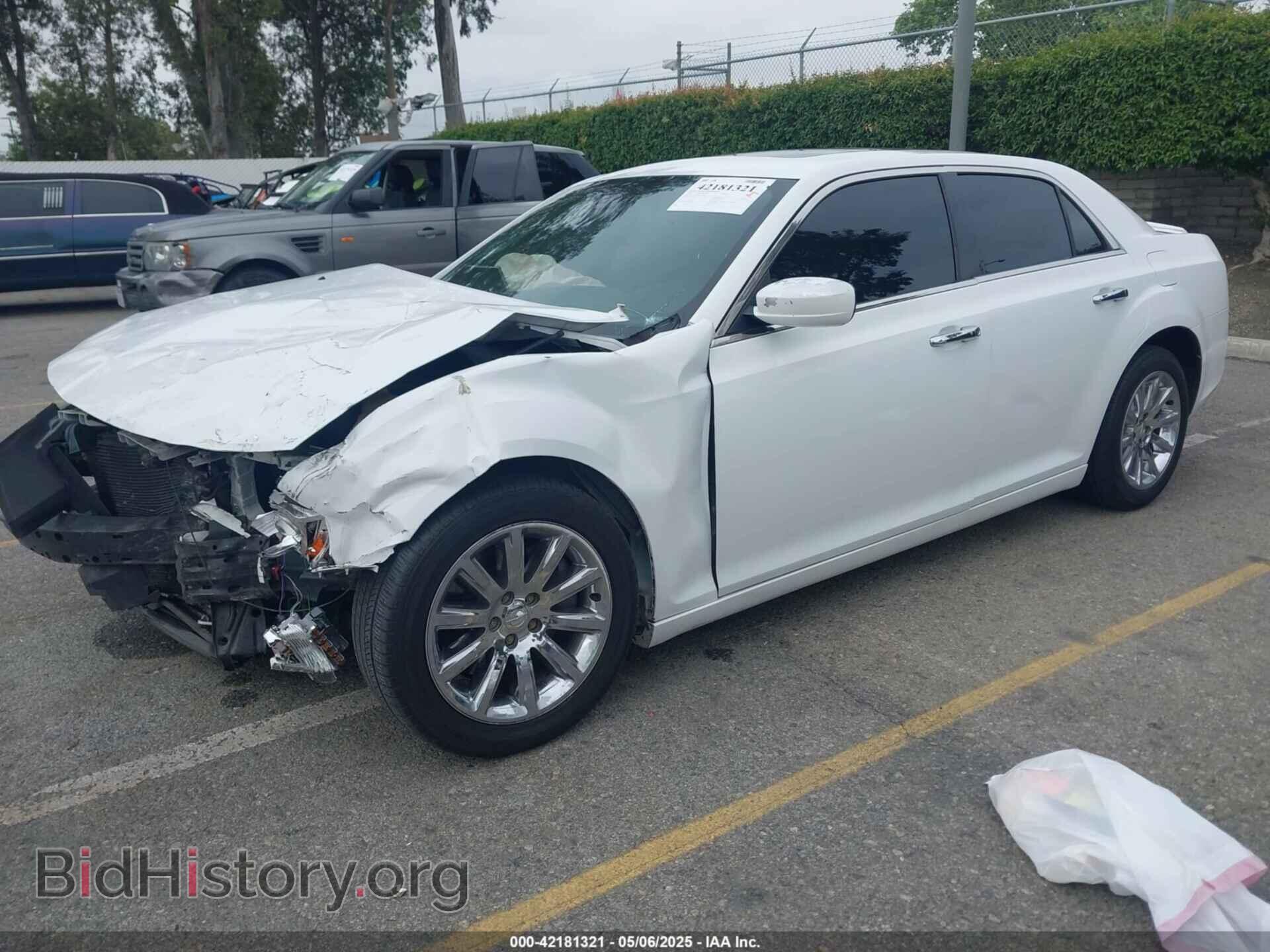 2012 CHRYSLER 300C - VIN: 2C3CCAET4CH236569 - Фото 2