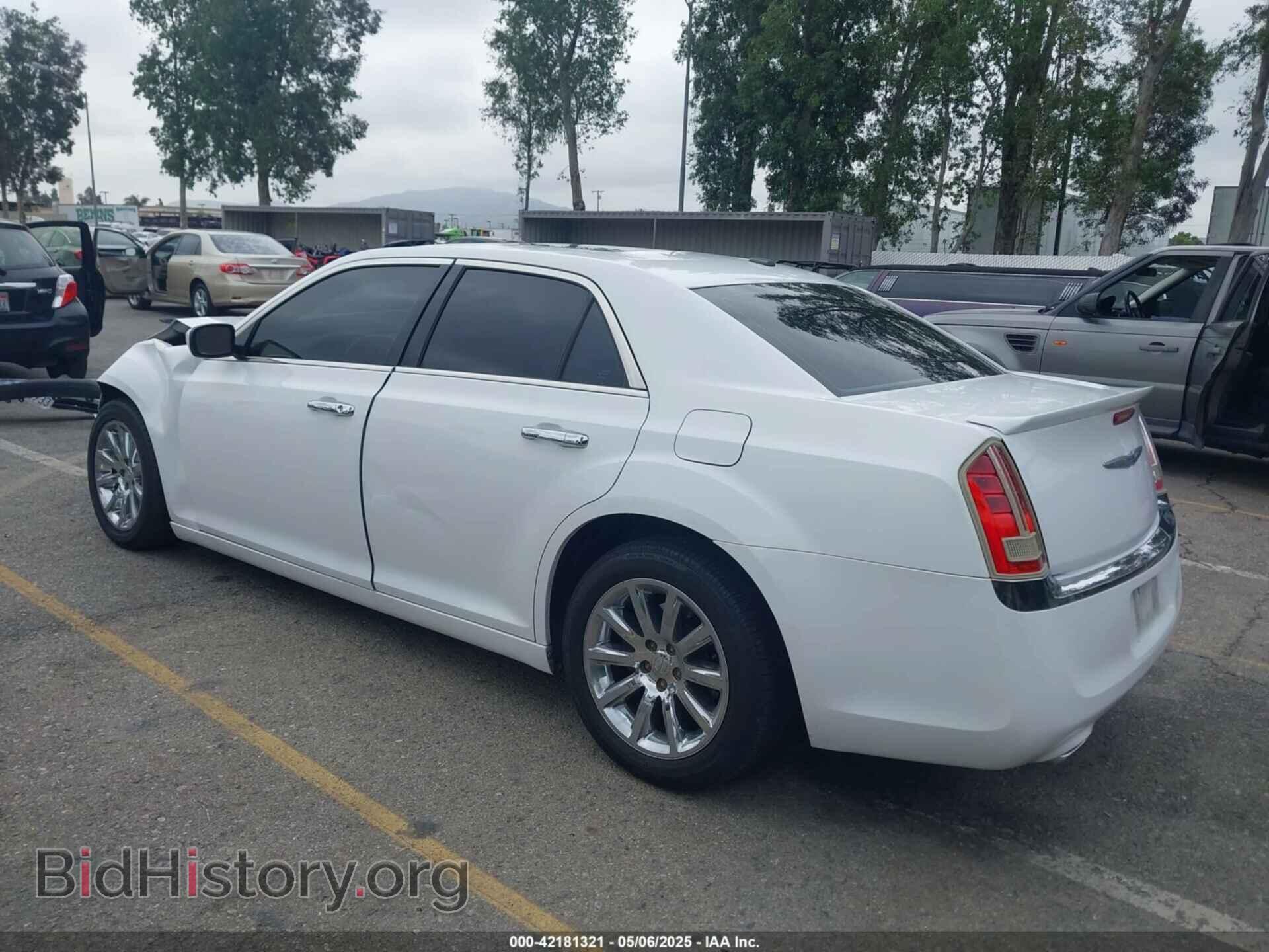 2012 CHRYSLER 300C - VIN: 2C3CCAET4CH236569 - Фото 3