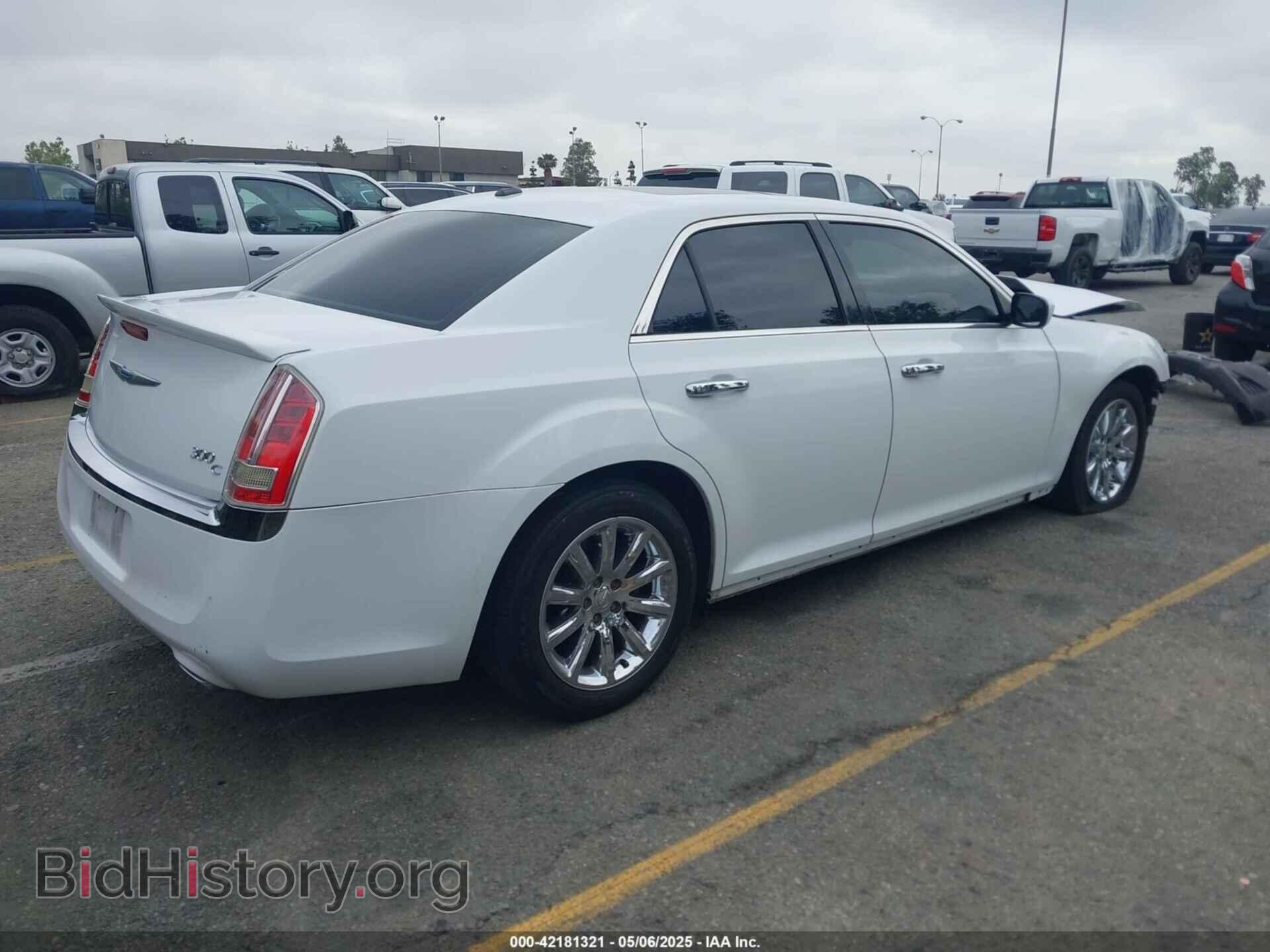 2012 CHRYSLER 300C - VIN: 2C3CCAET4CH236569 - Фото 4