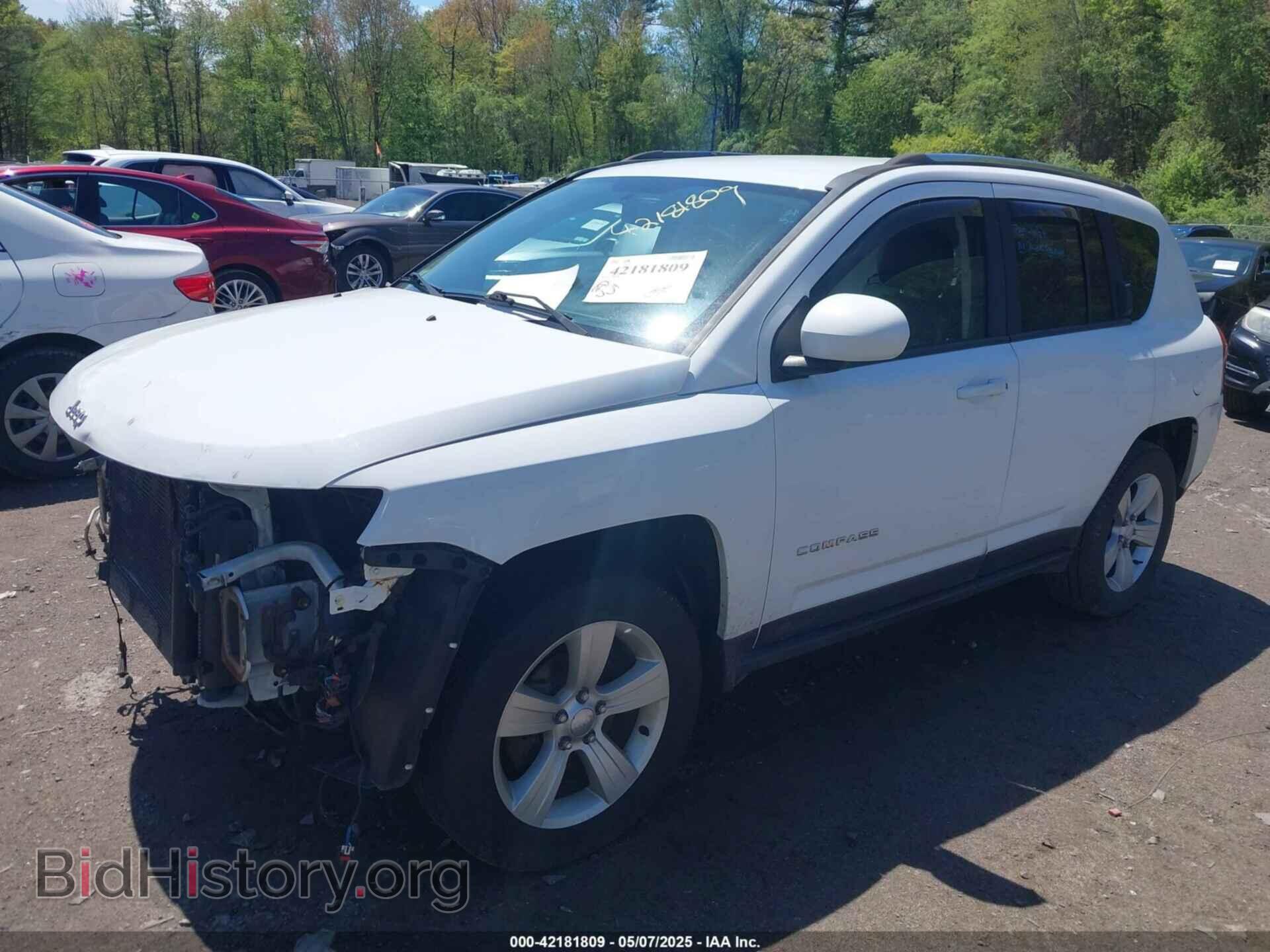 2014 JEEP COMPASS - VIN: 1C4NJDEB5ED802774 - Photo 2