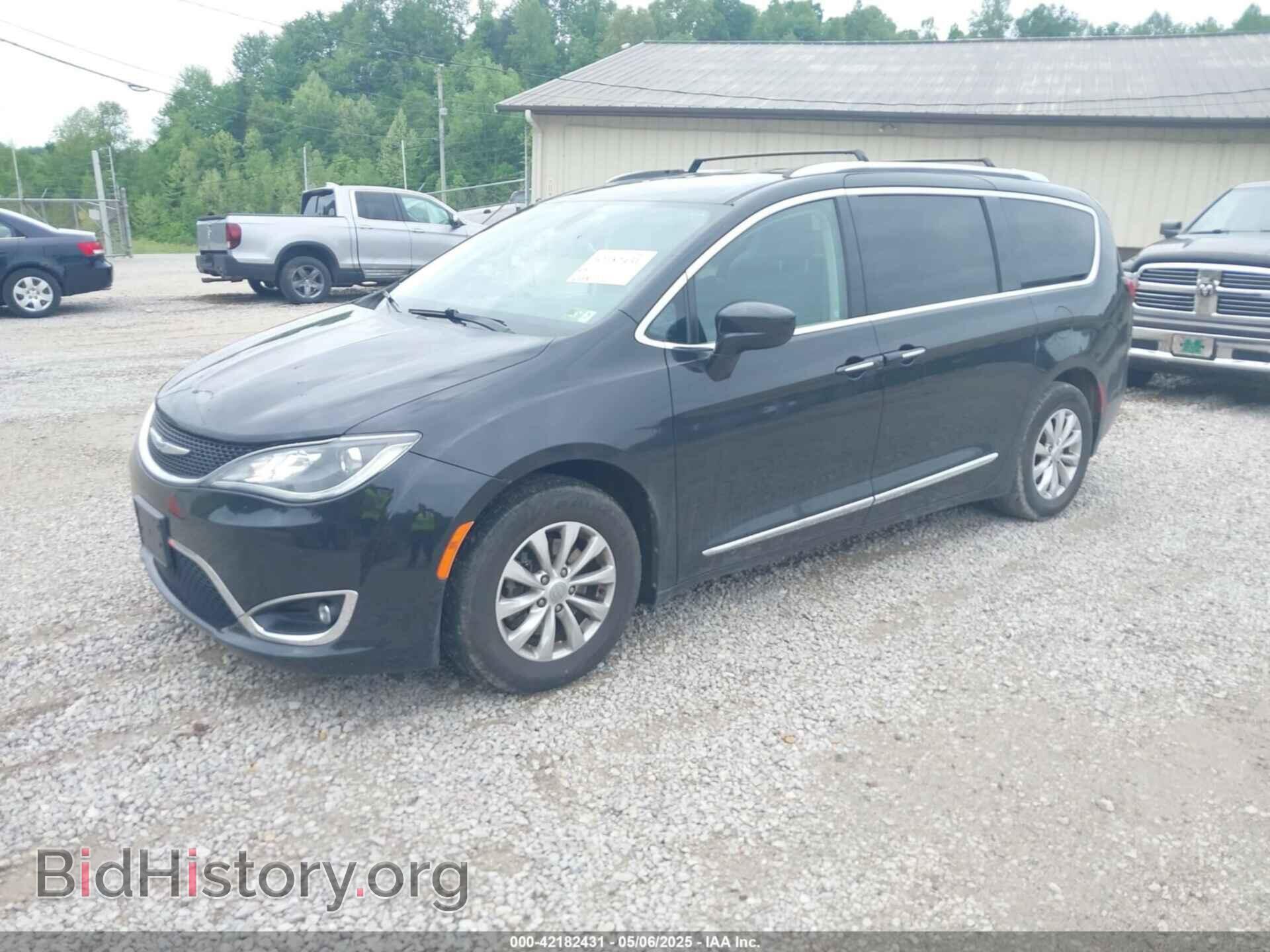 2018 CHRYSLER PACIFICA - VIN: 2C4RC1BG8JR262158 - Фото 2