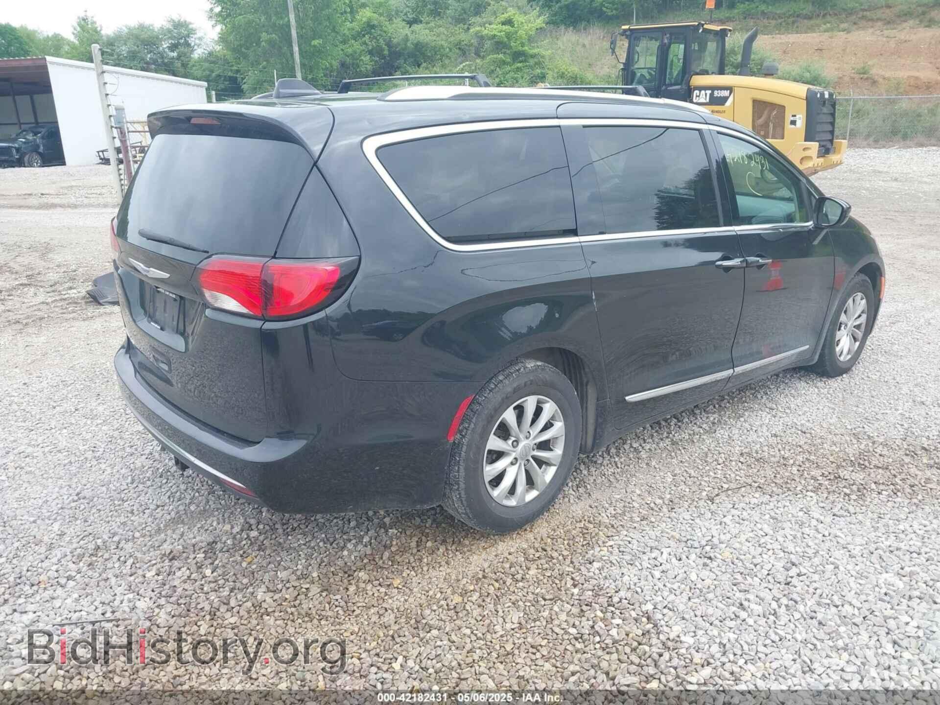 2018 CHRYSLER PACIFICA - VIN: 2C4RC1BG8JR262158 - Фото 4