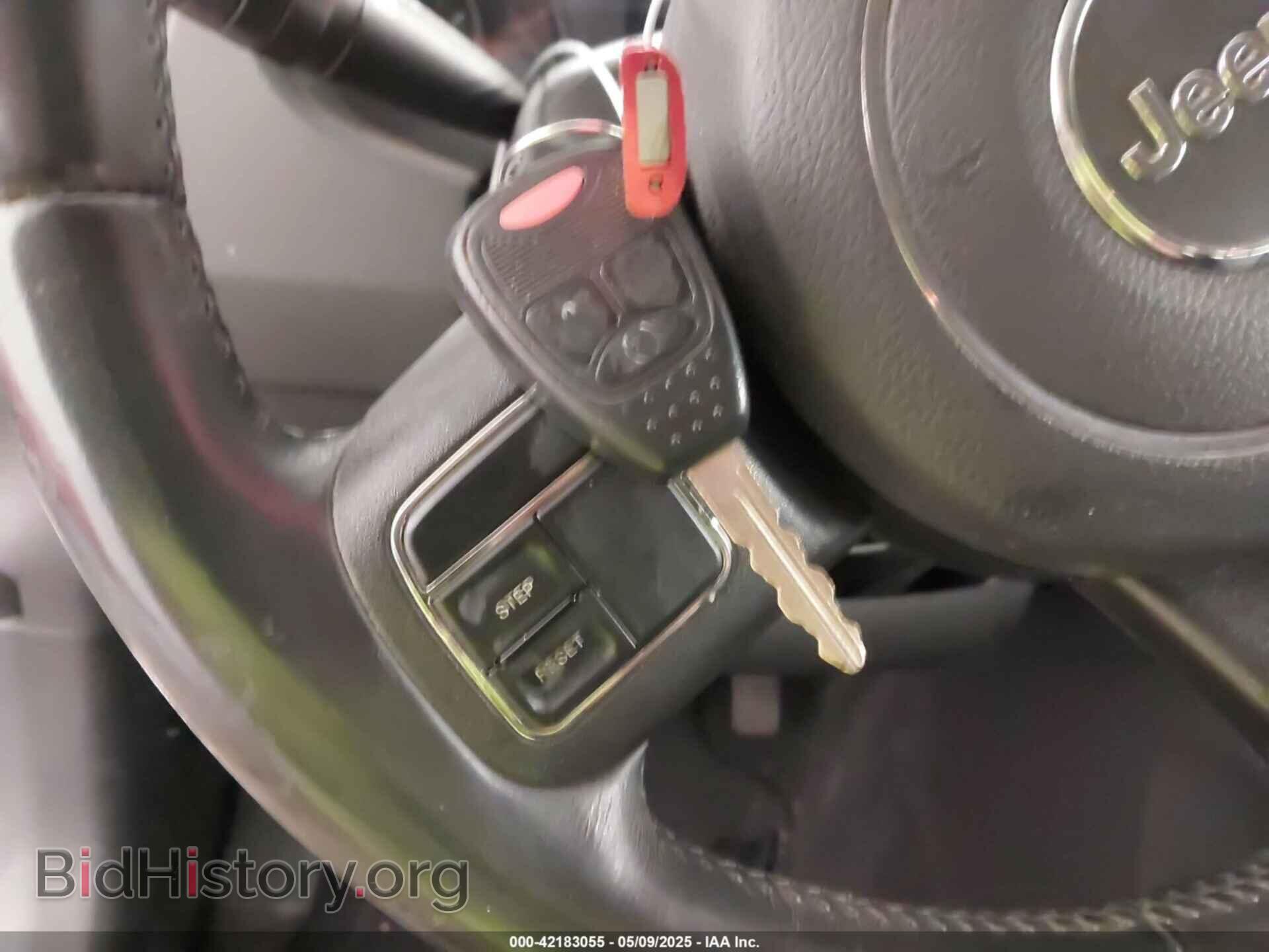 2012 JEEP COMPASS - VIN: 1C4NJDEB6CD572904 - Photo 11