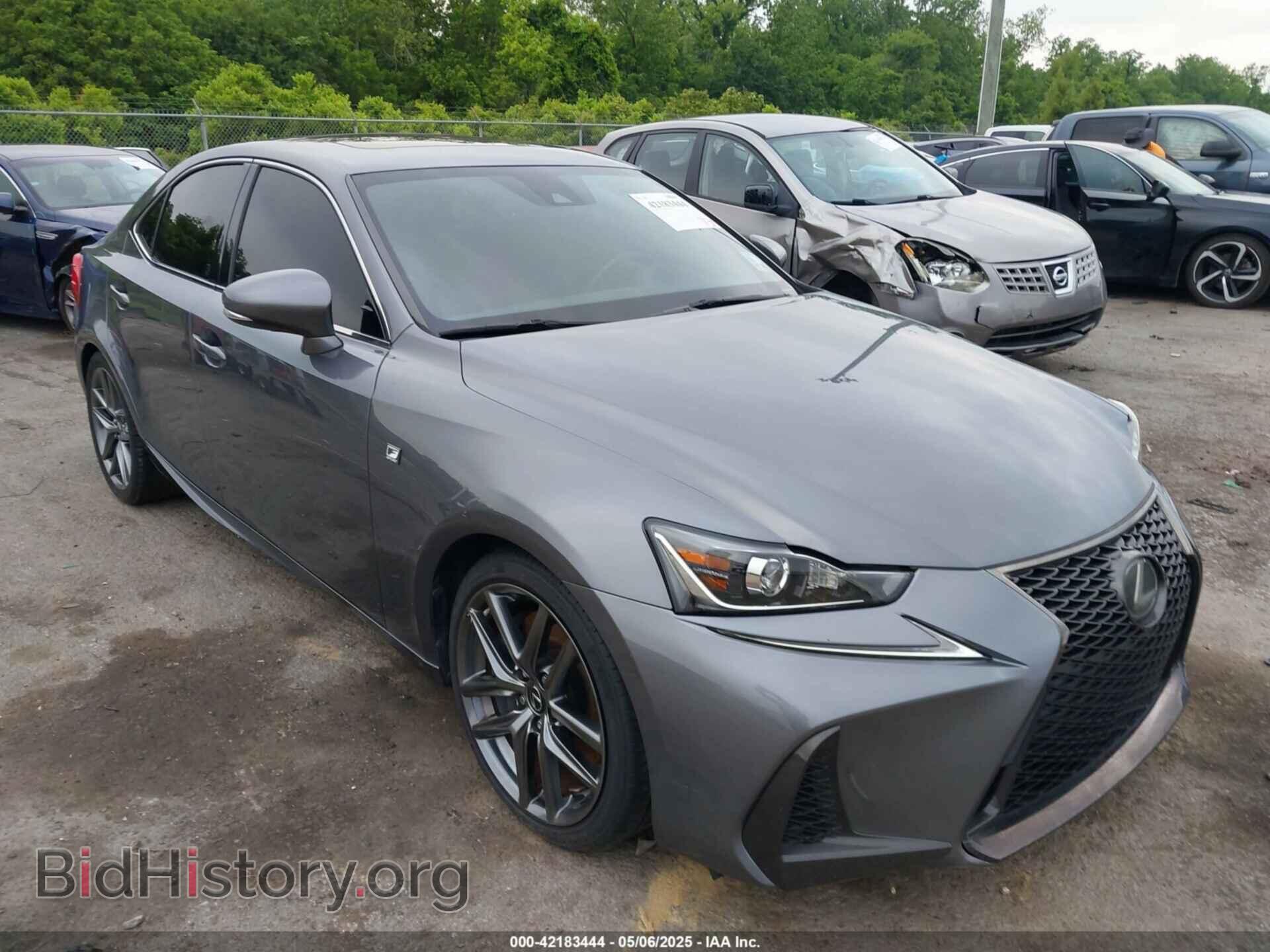 Фотография JTHC81D2XJ5026860 - LEXUS IS 300 2018