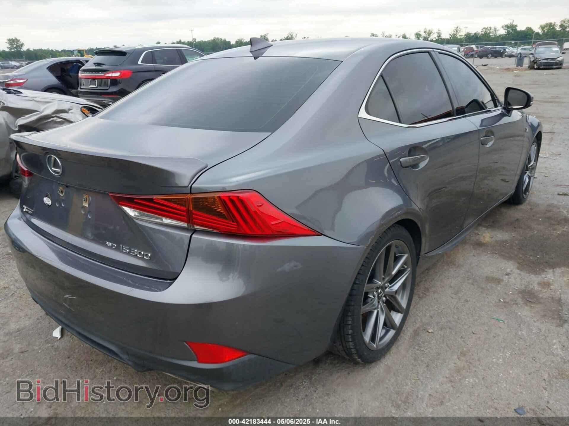 2018 LEXUS IS 300 - VIN: JTHC81D2XJ5026860 - Фото 4