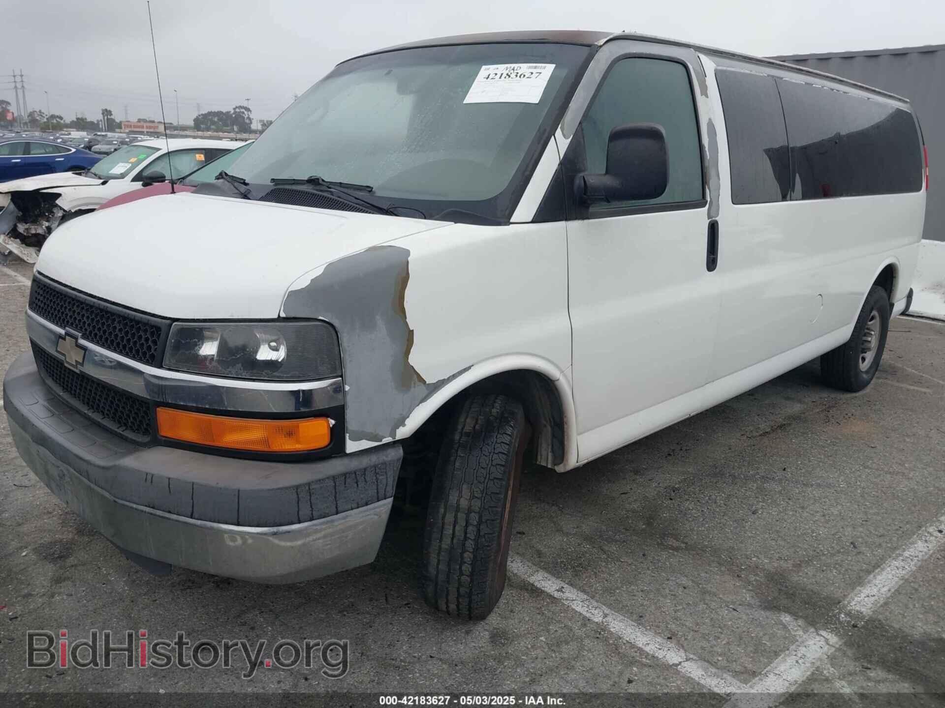 2010 CHEVROLET EXPRESS 3500 - VIN: 1GA2G1DG1A1105460 - Фото 2