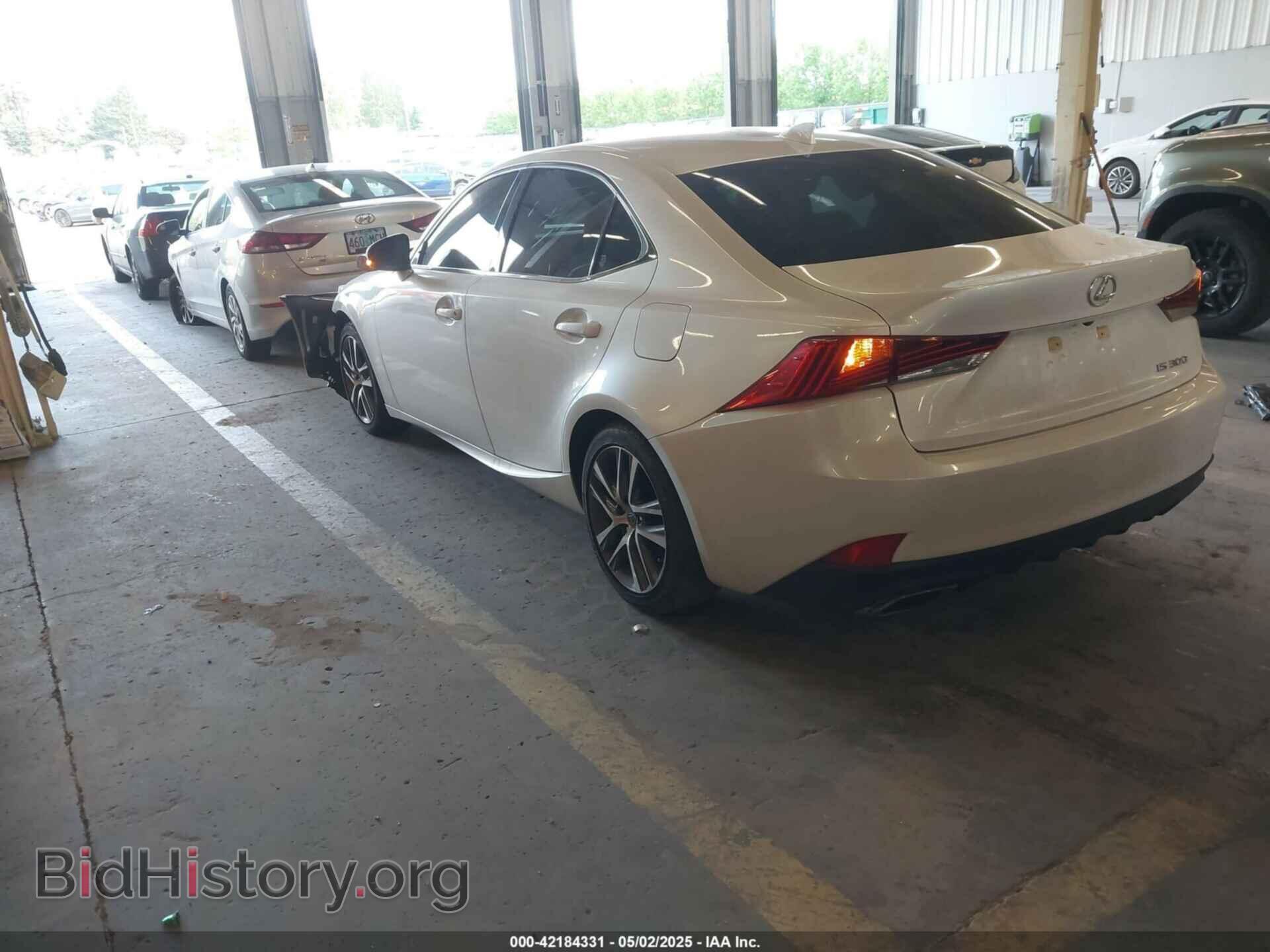 2020 LEXUS IS 300 - VIN: JTHAA1D27L5108964 - Фото 3