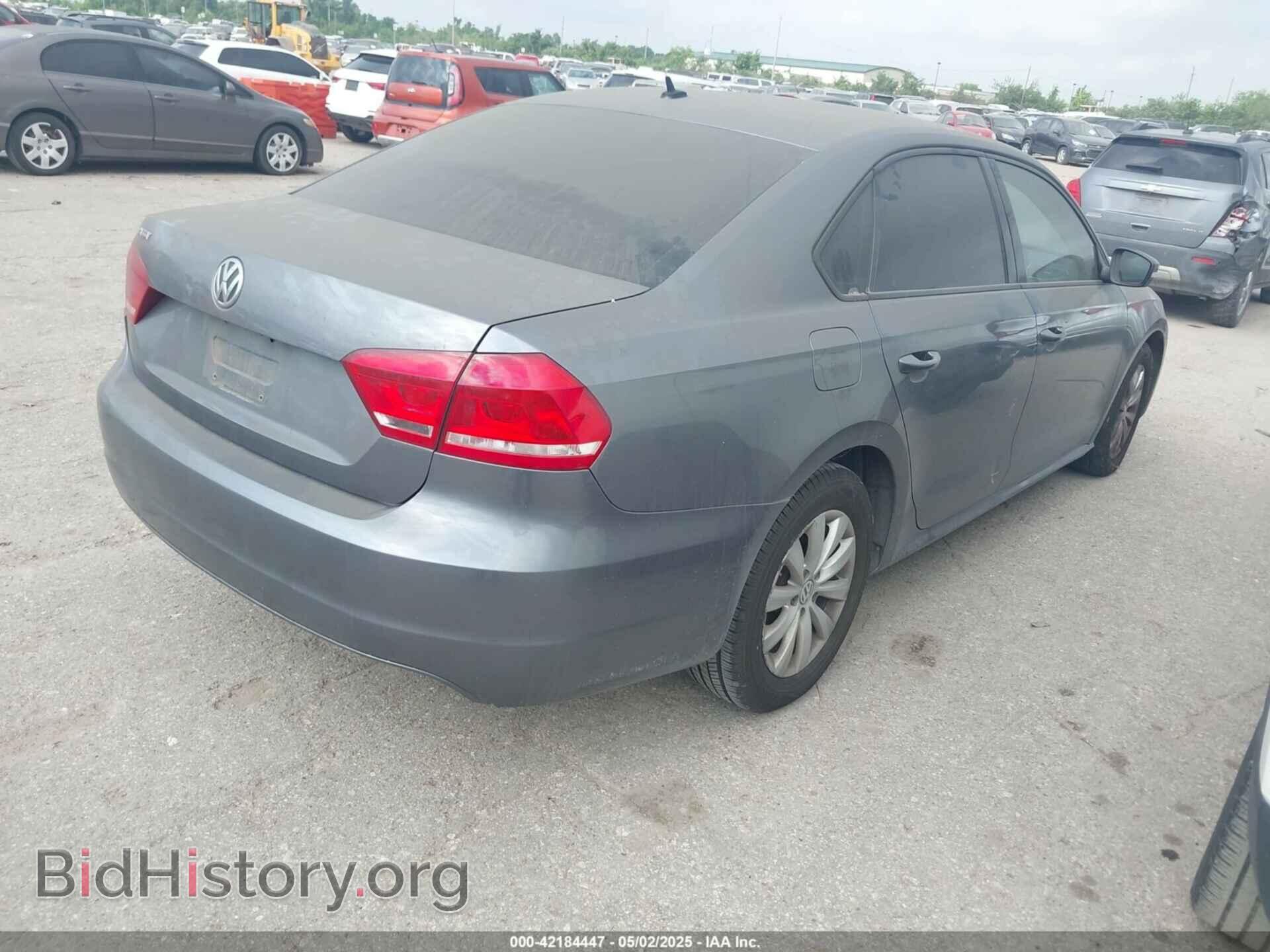 2013 VOLKSWAGEN PASSAT - VIN: 1VWAP7A37DC102995 - Фото 4