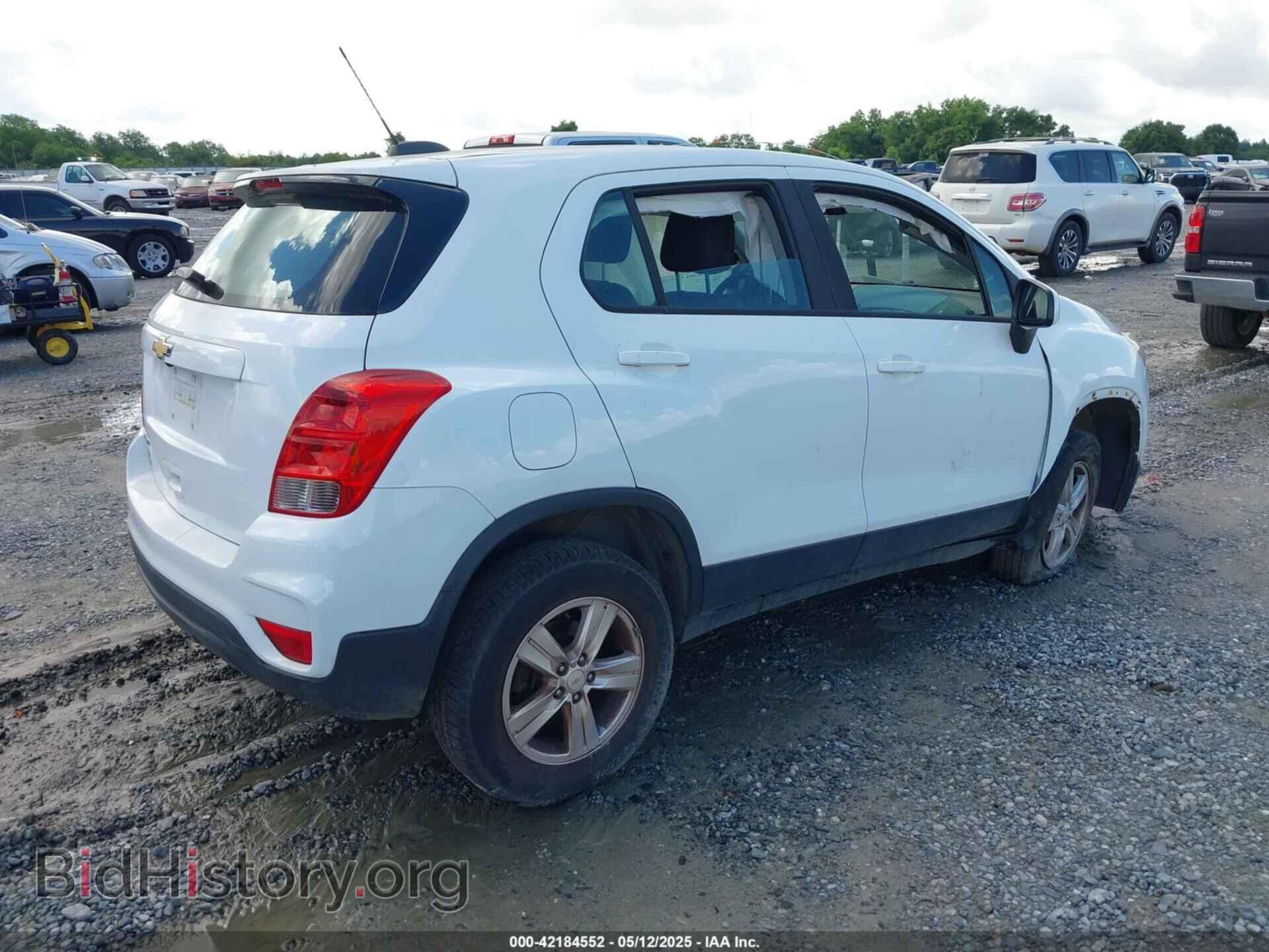 2017 CHEVROLET TRAX - VIN: KL7CJNSB2HB257552 - Фото 4