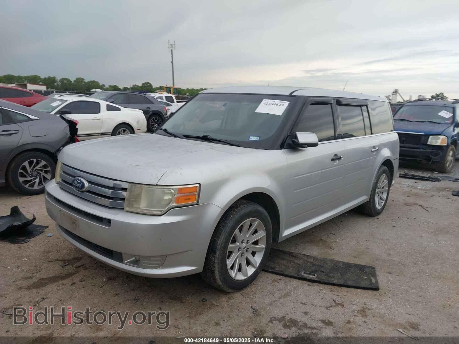 2011 FORD FLEX - VIN: 2FMGK5CCXBBD24775 - Photo 2