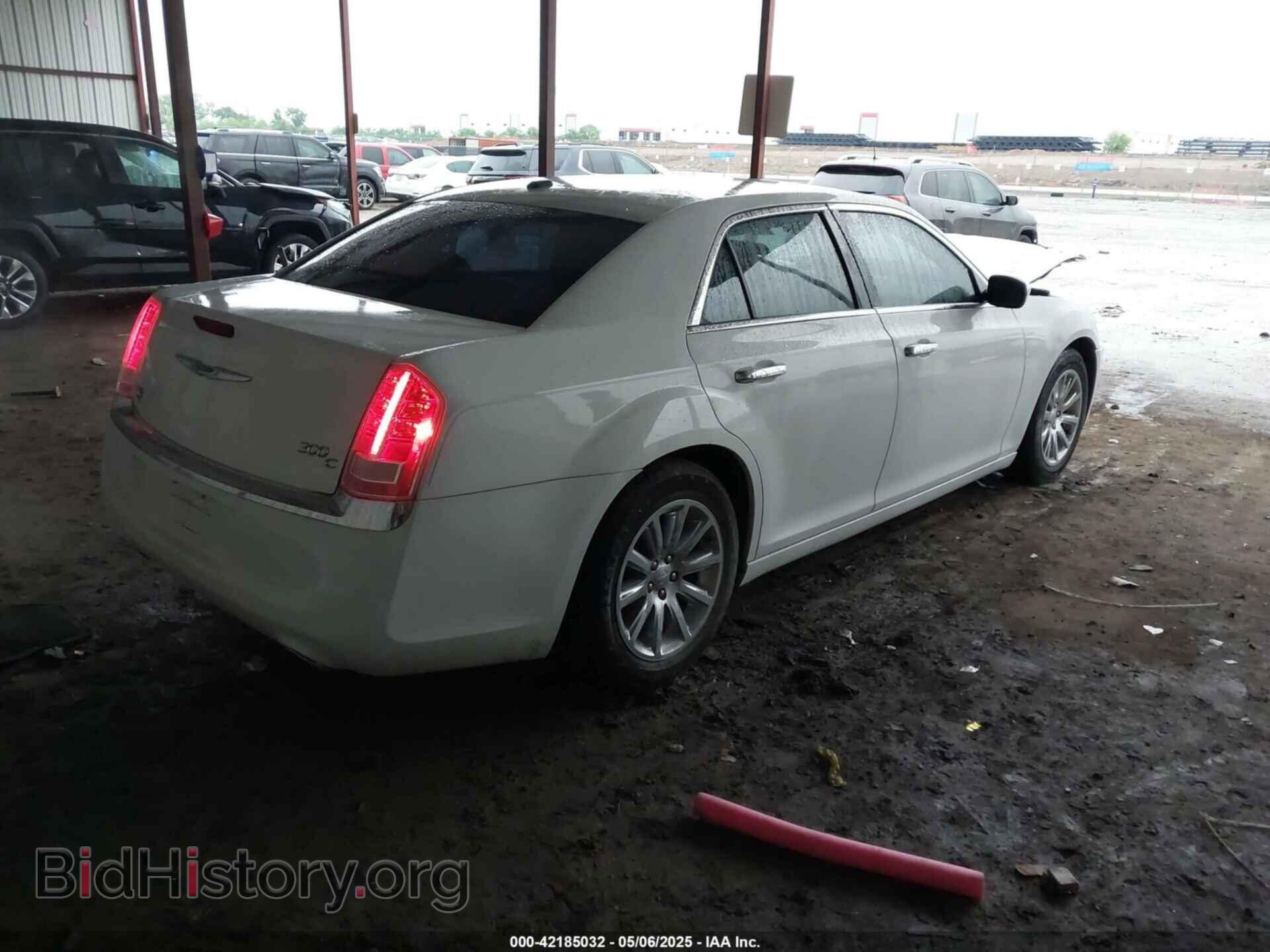 2013 CHRYSLER 300C - VIN: 2C3CCAET5DH674051 - Фото 4