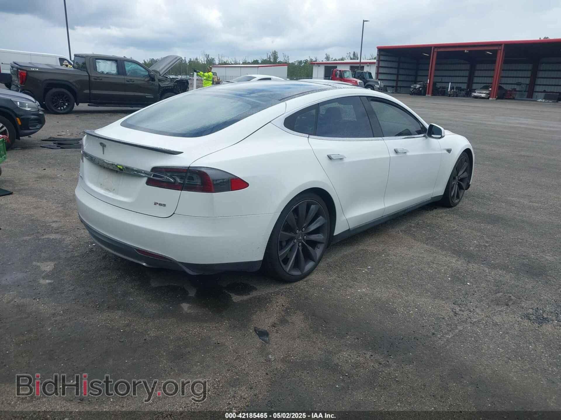 2013 TESLA MODEL S - VIN: 5YJSA1DP9DFP04076 - Фото 4