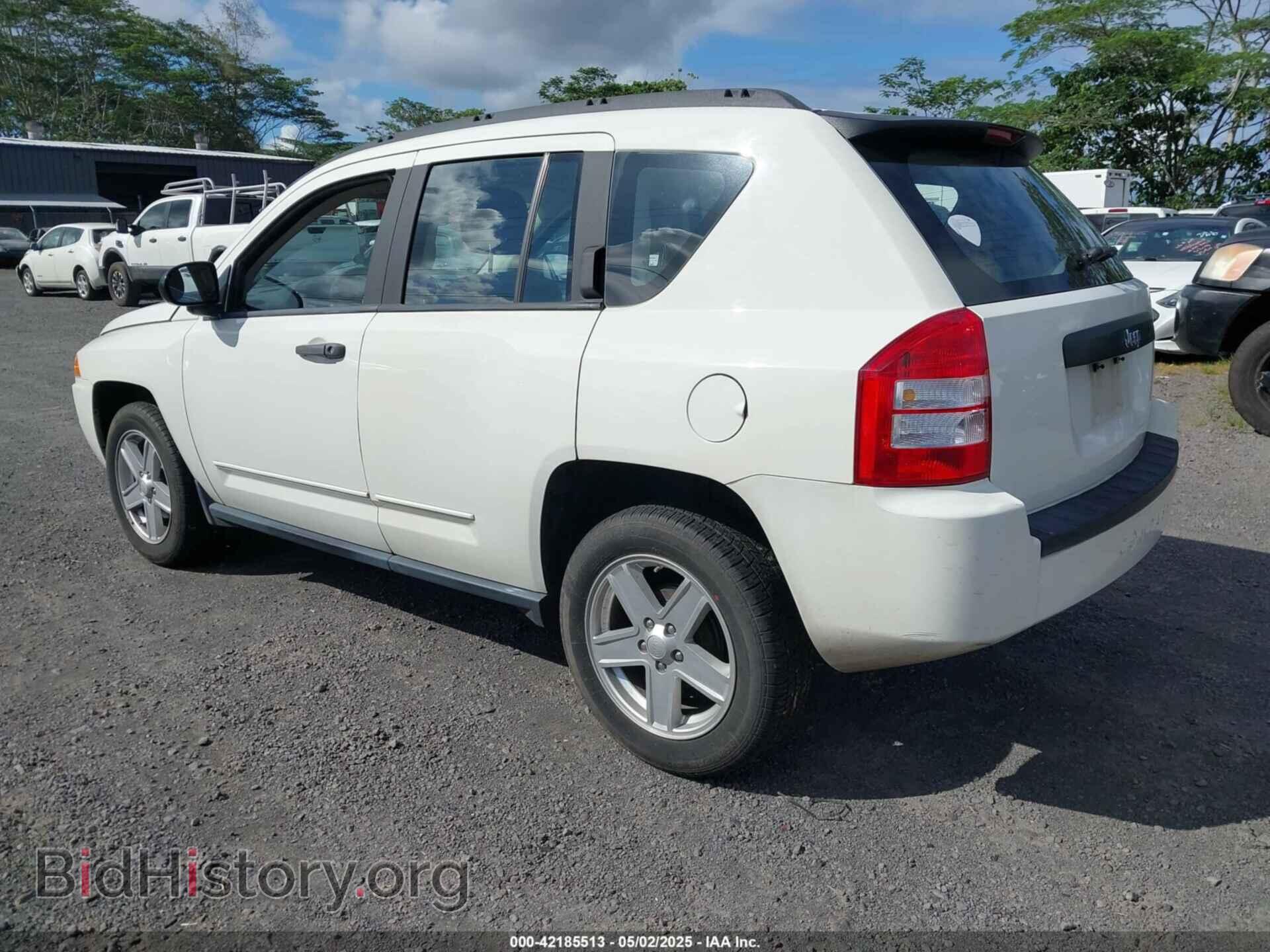 2010 JEEP COMPASS - VIN: 1J4NT4FB6AD504926 - Фото 3