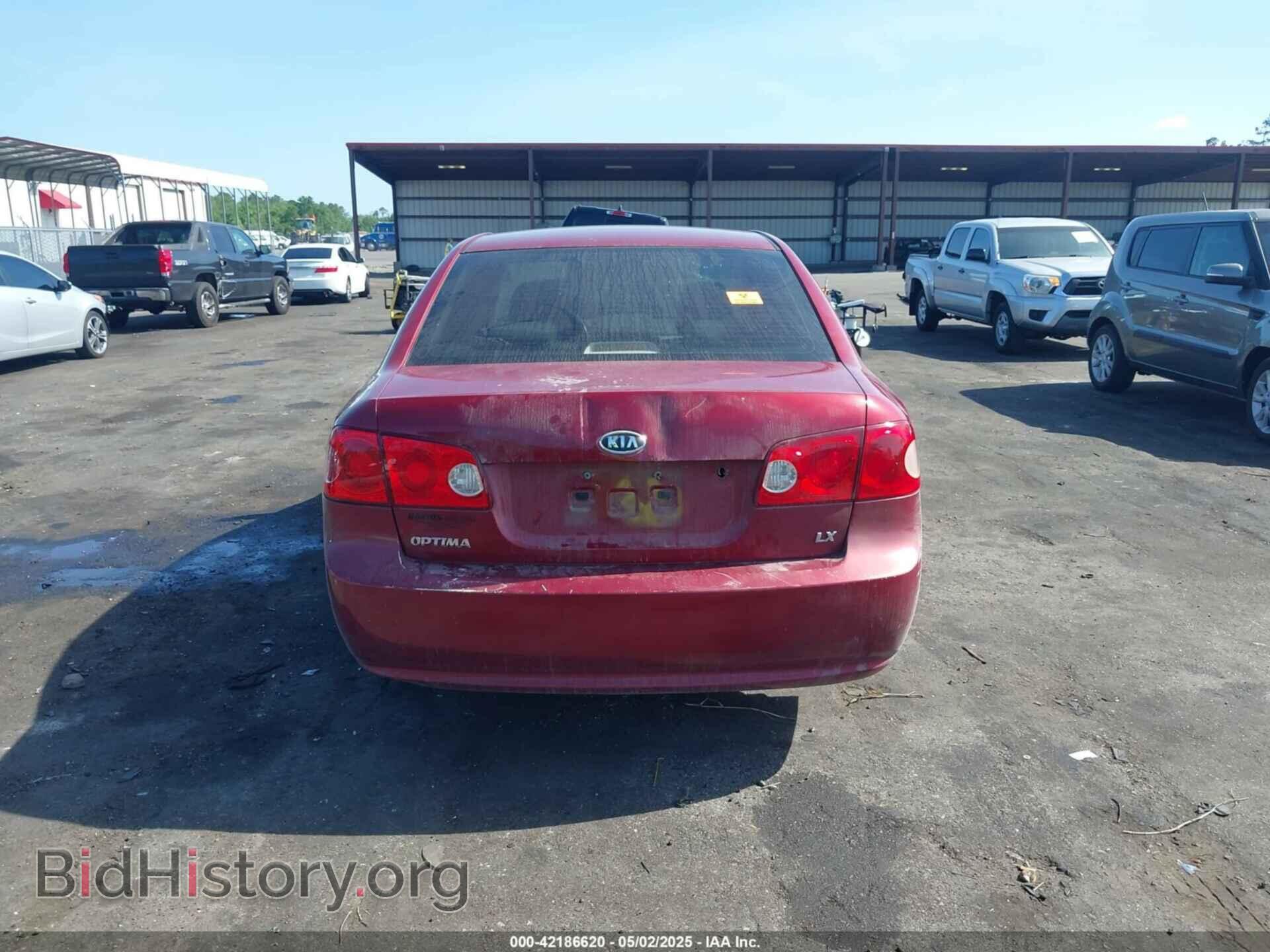 2008 KIA OPTIMA - VIN: KNAGE123785196642 - Photo 16