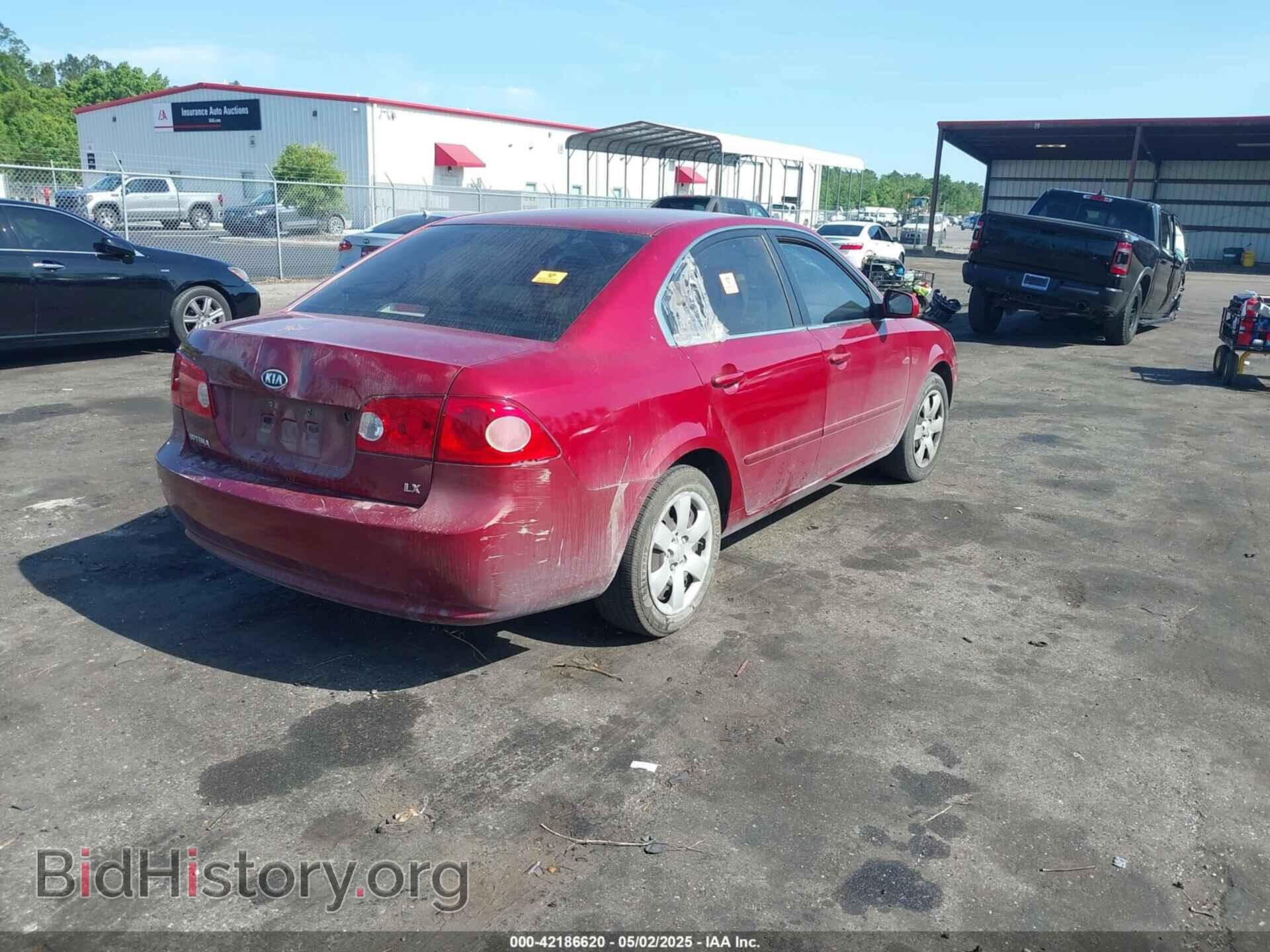 2008 KIA OPTIMA - VIN: KNAGE123785196642 - Photo 4