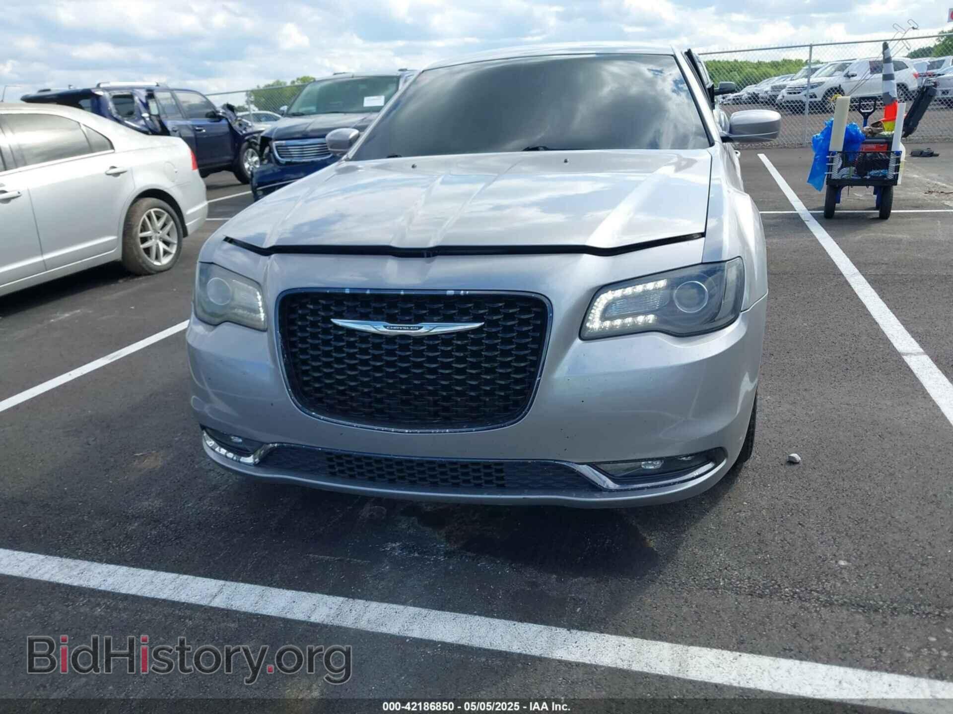 2015 CHRYSLER 300 - VIN: 2C3CCABG2FH899201 - Фото 12