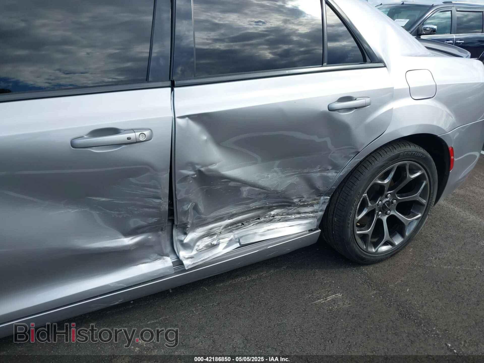 2015 CHRYSLER 300 - VIN: 2C3CCABG2FH899201 - Фото 6