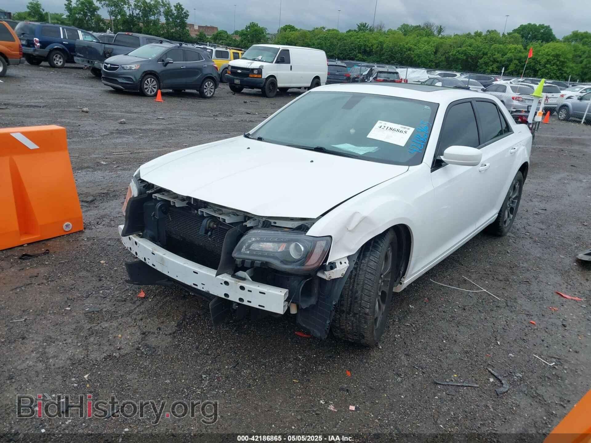 2017 CHRYSLER 300 - VIN: 2C3CCAGG9HH539001 - Фото 2