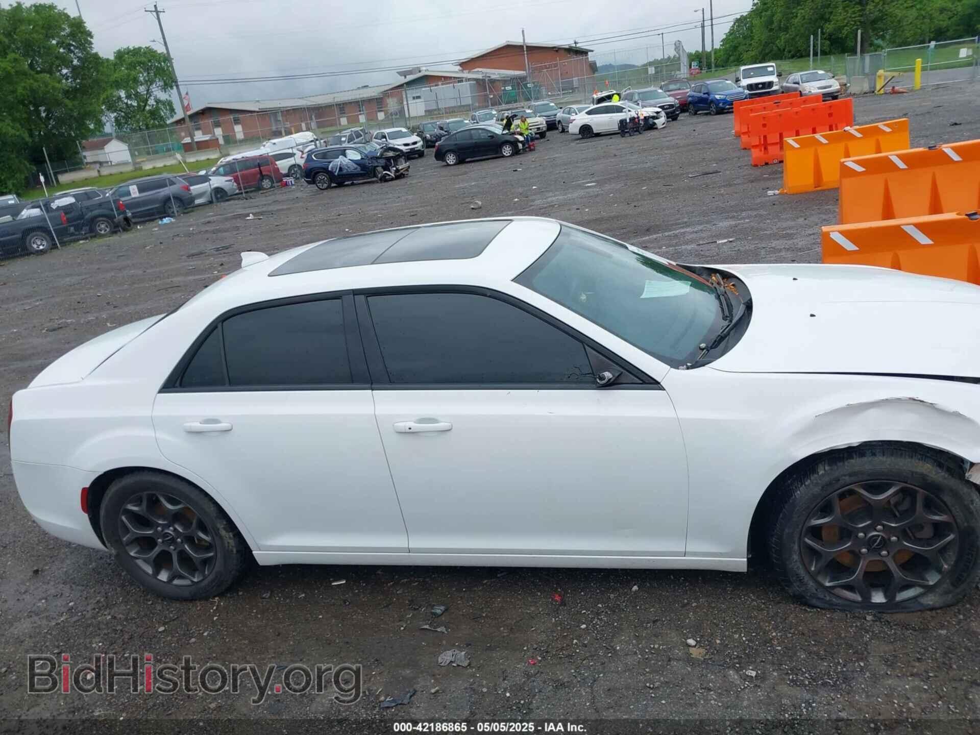 2017 CHRYSLER 300 - VIN: 2C3CCAGG9HH539001 - Фото 14