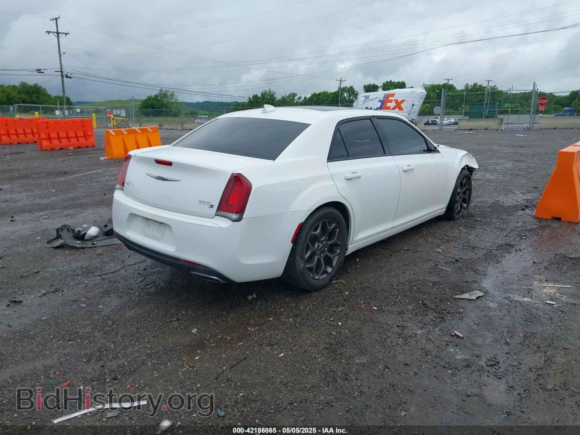 2017 CHRYSLER 300 - VIN: 2C3CCAGG9HH539001 - Фото 4