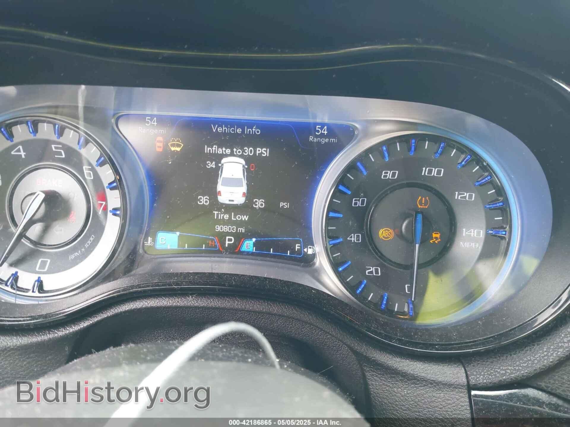 2017 CHRYSLER 300 - VIN: 2C3CCAGG9HH539001 - Фото 7