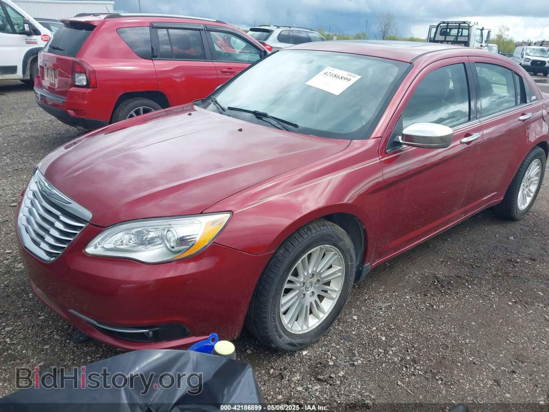 2012 CHRYSLER 200 - VIN: 1C3CCBCBXCN249236 - Фото 2