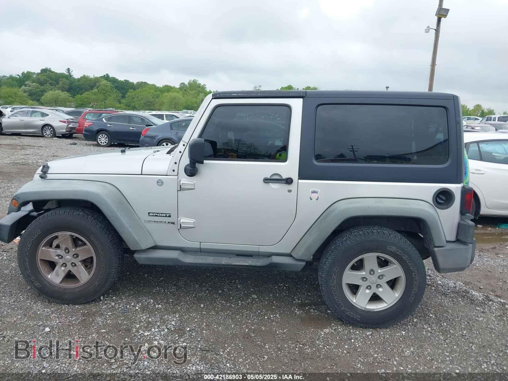 2011 JEEP WRANGLER - VIN: 1J4AA2D13BL557870 - Фото 14