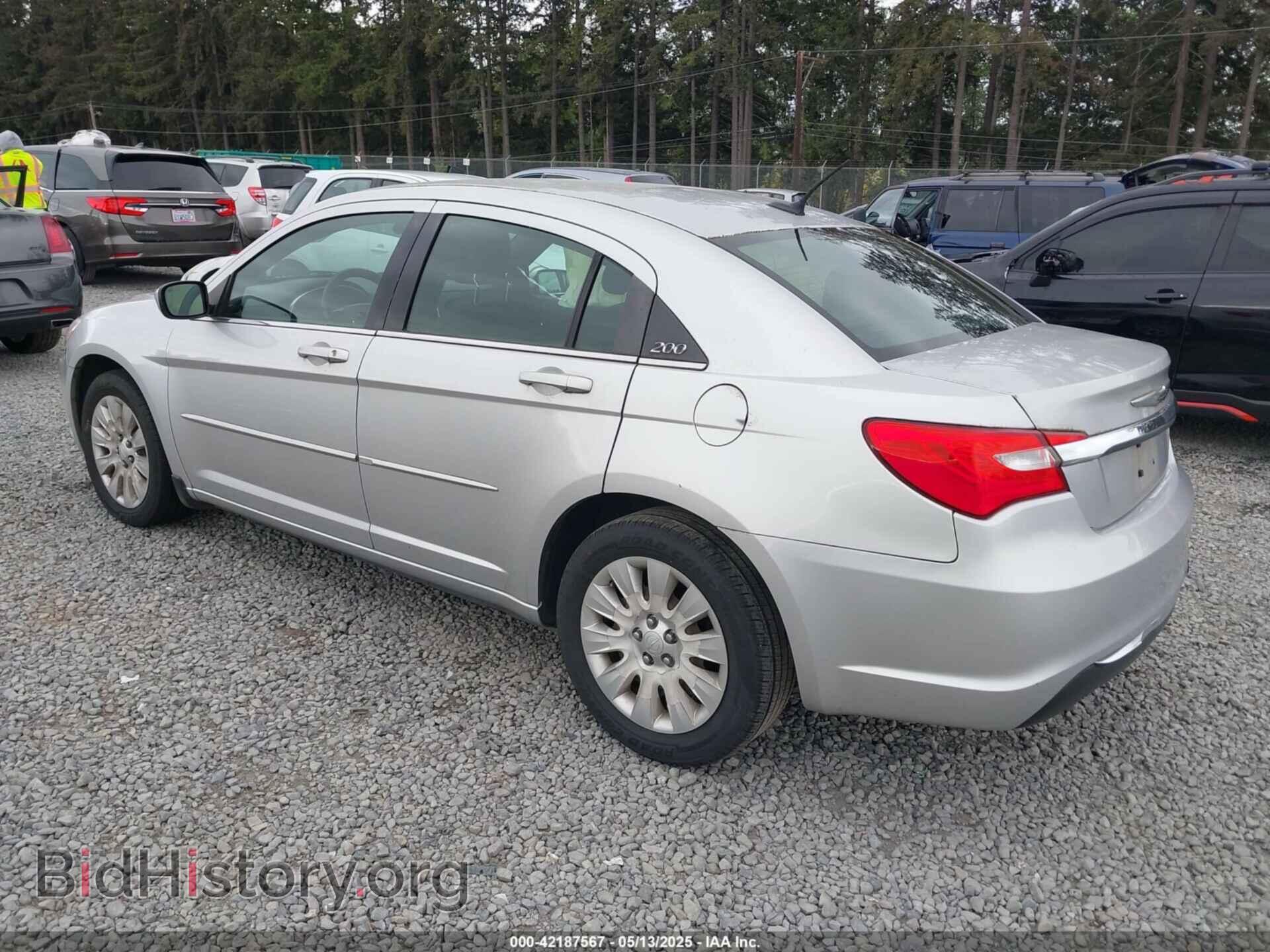 2011 CHRYSLER 200 - VIN: 1C3BC4FB2BN553758 - Фото 3