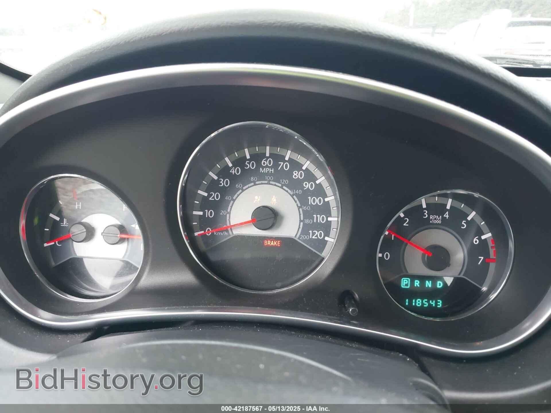 2011 CHRYSLER 200 - VIN: 1C3BC4FB2BN553758 - Фото 7