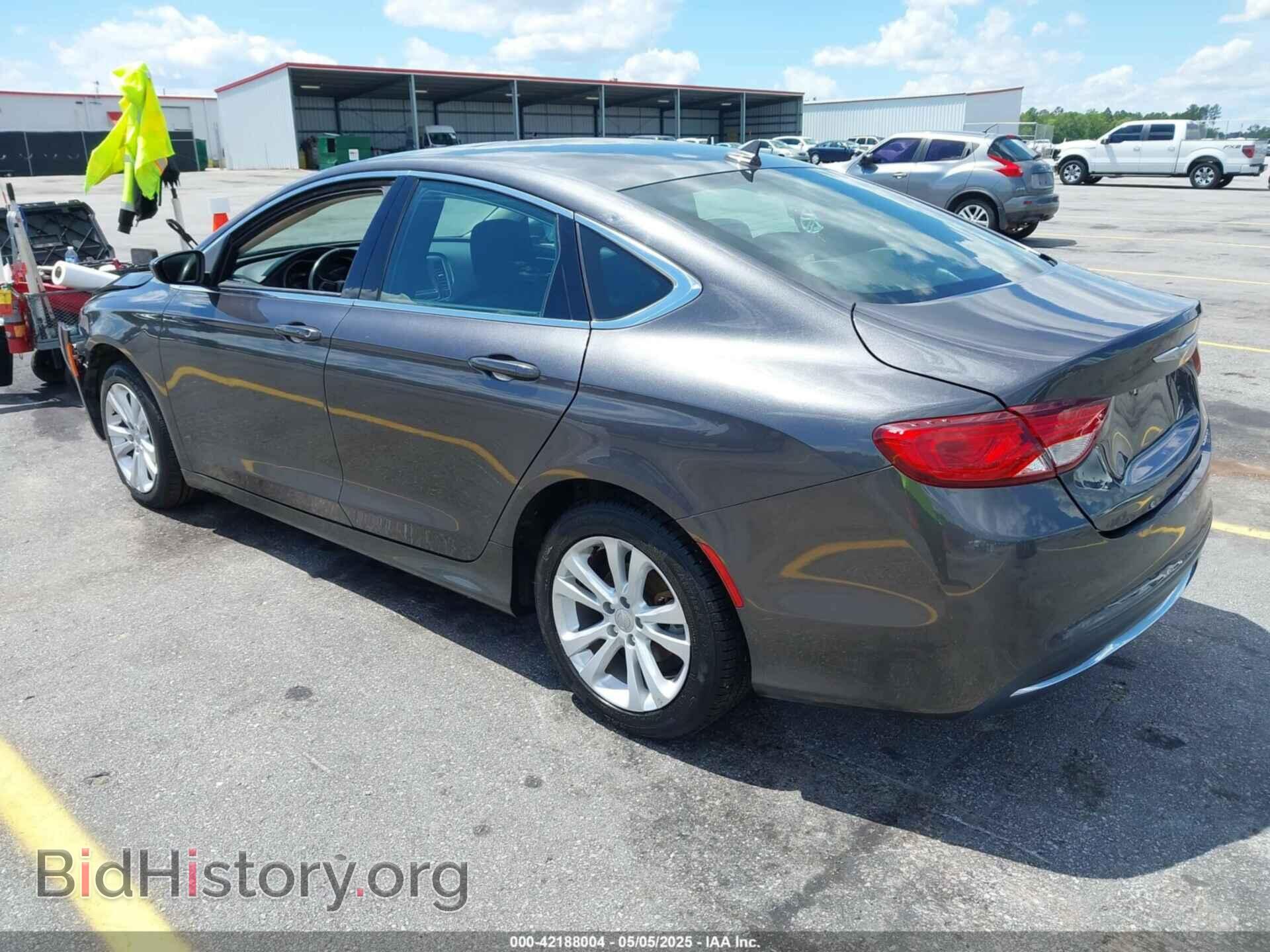 2016 CHRYSLER 200 - VIN: 1C3CCCAB4GN156467 - Фото 3