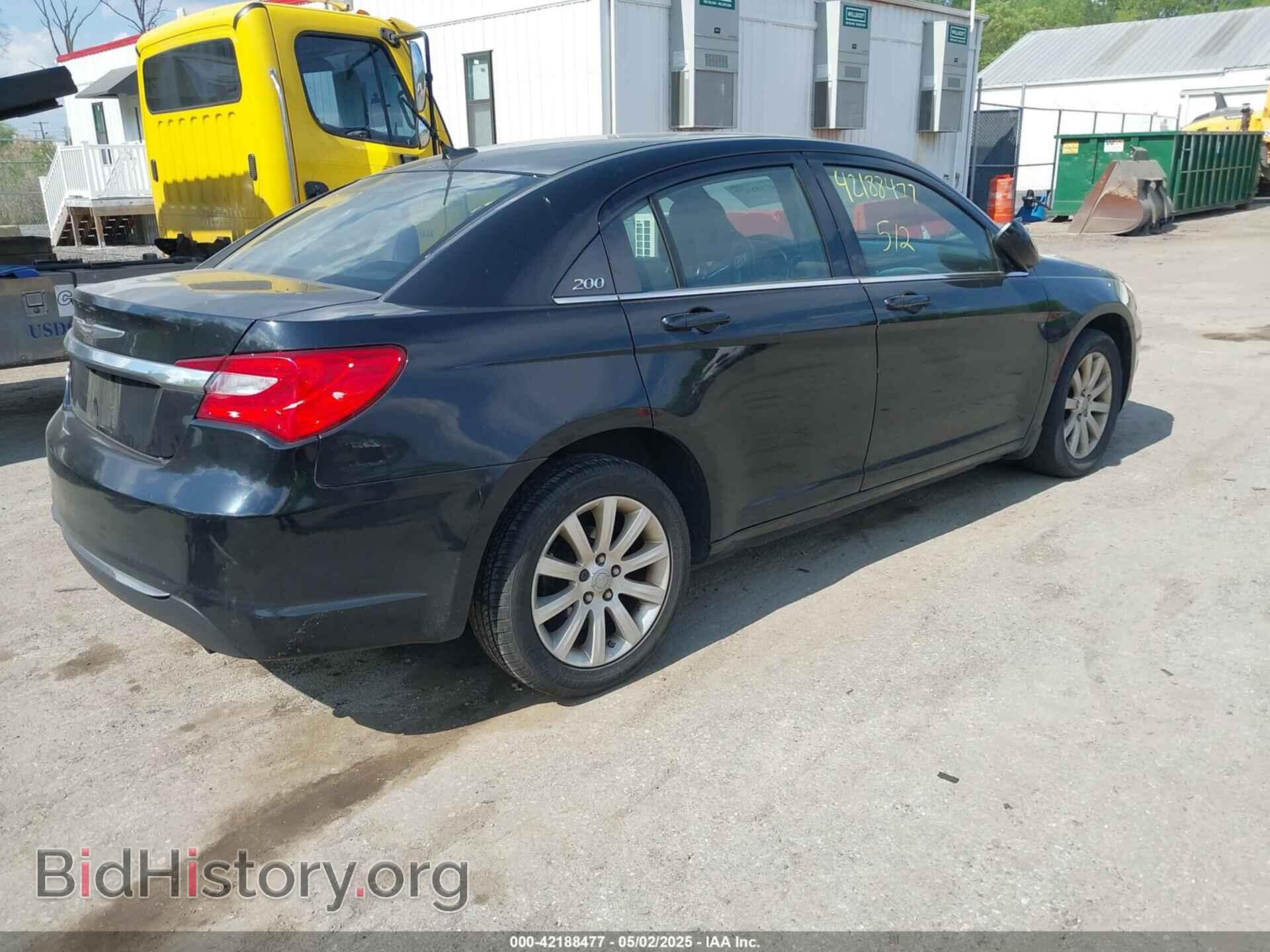 2013 CHRYSLER 200 - VIN: 1C3CCBBB1DN546558 - Фото 4