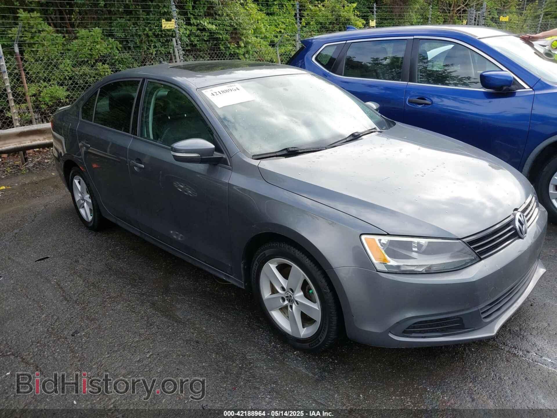 Фотография 3VWLL7AJ4BM117694 - VOLKSWAGEN JETTA 2011