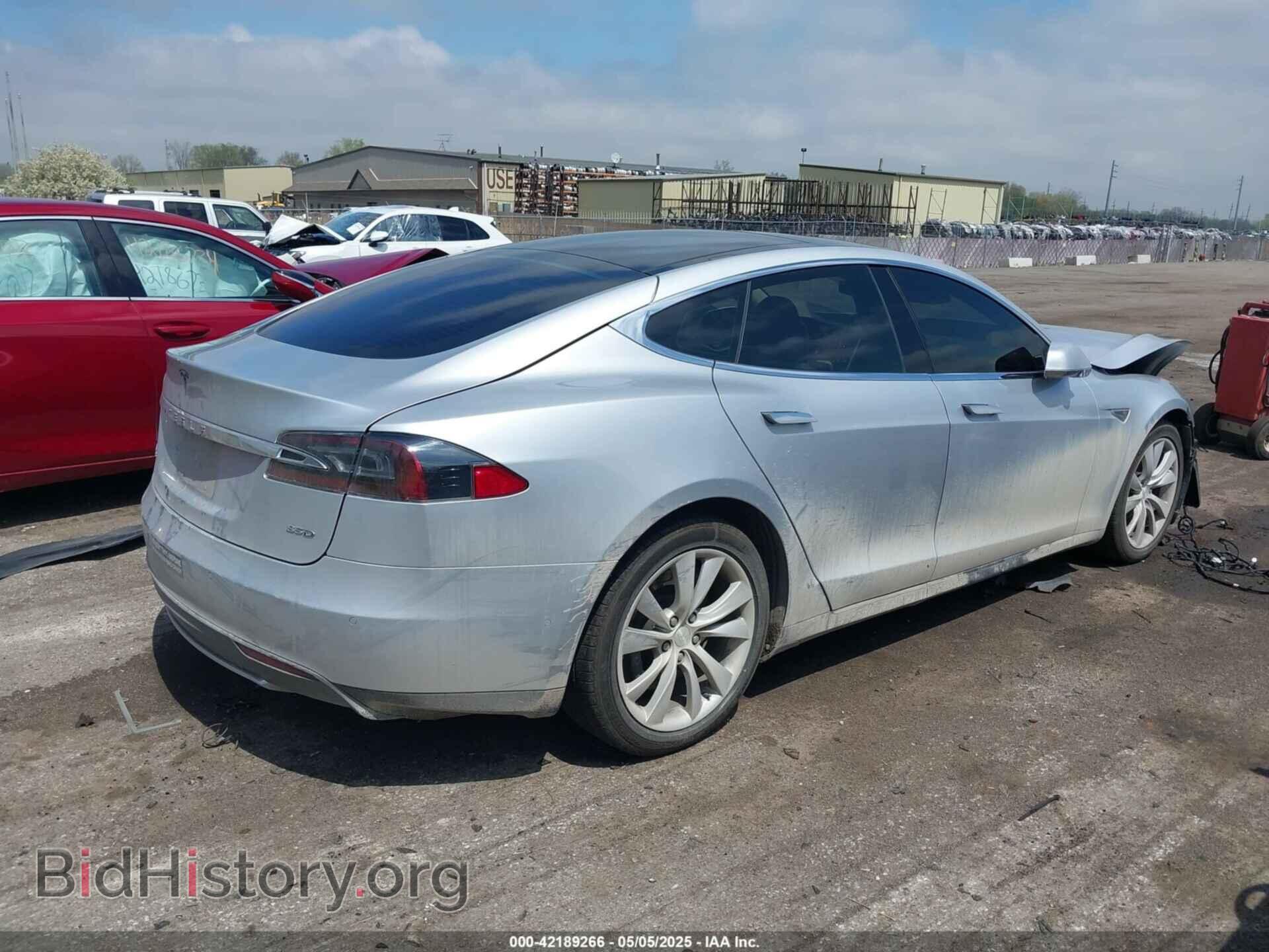 2015 TESLA MODEL S - VIN: 5YJSA1H2XFFP79015 - Photo 4