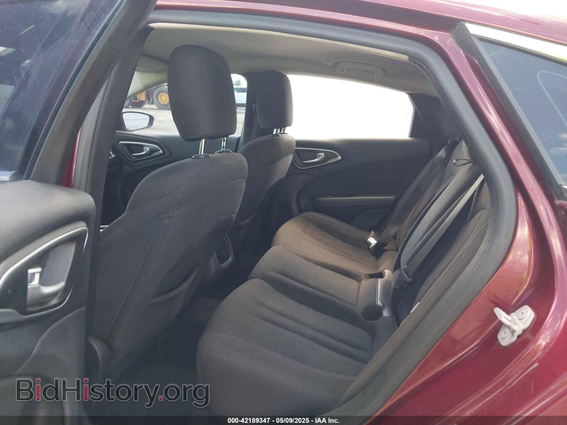 2015 CHRYSLER 200 - VIN: 1C3CCCAB6FN682663 - Фото 8
