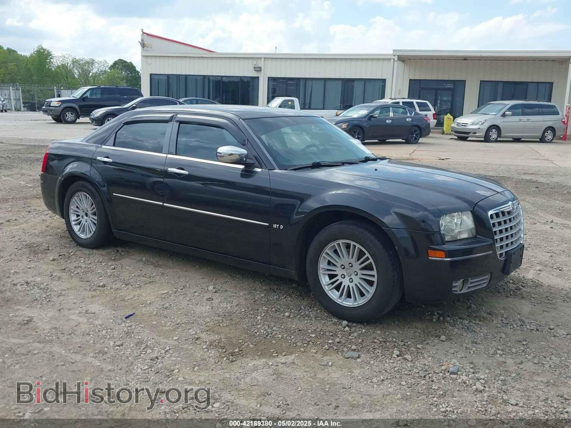 Photo 2C3CA4CD9AH251410 - CHRYSLER 300 2010